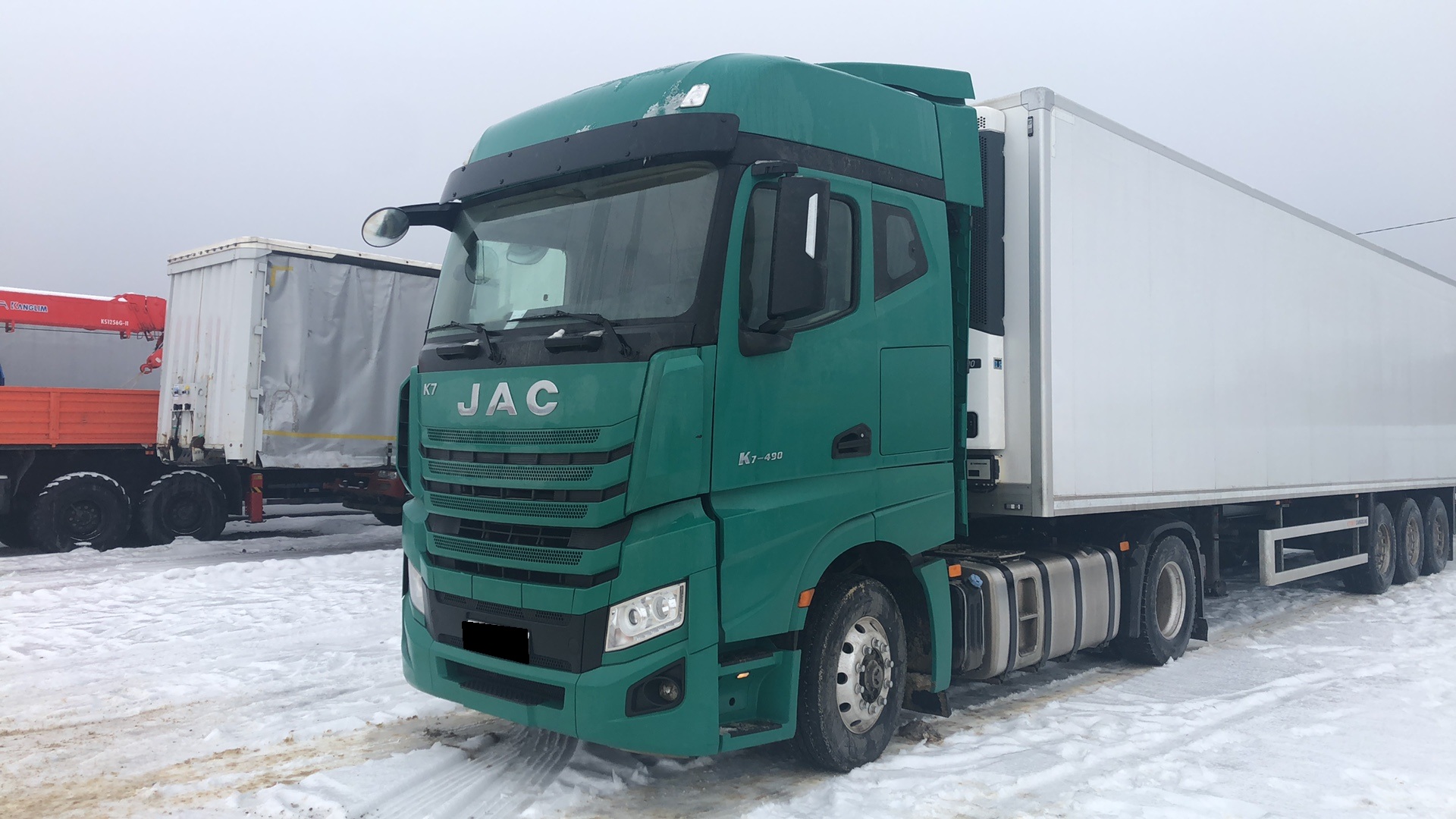 Тягач седельный Jac K7 