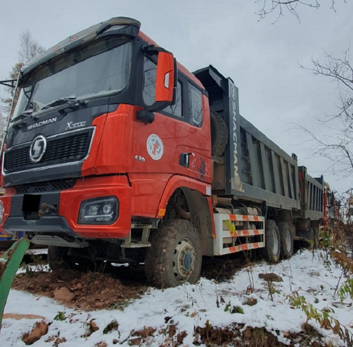 Самосвал Shacman SX32586W385C