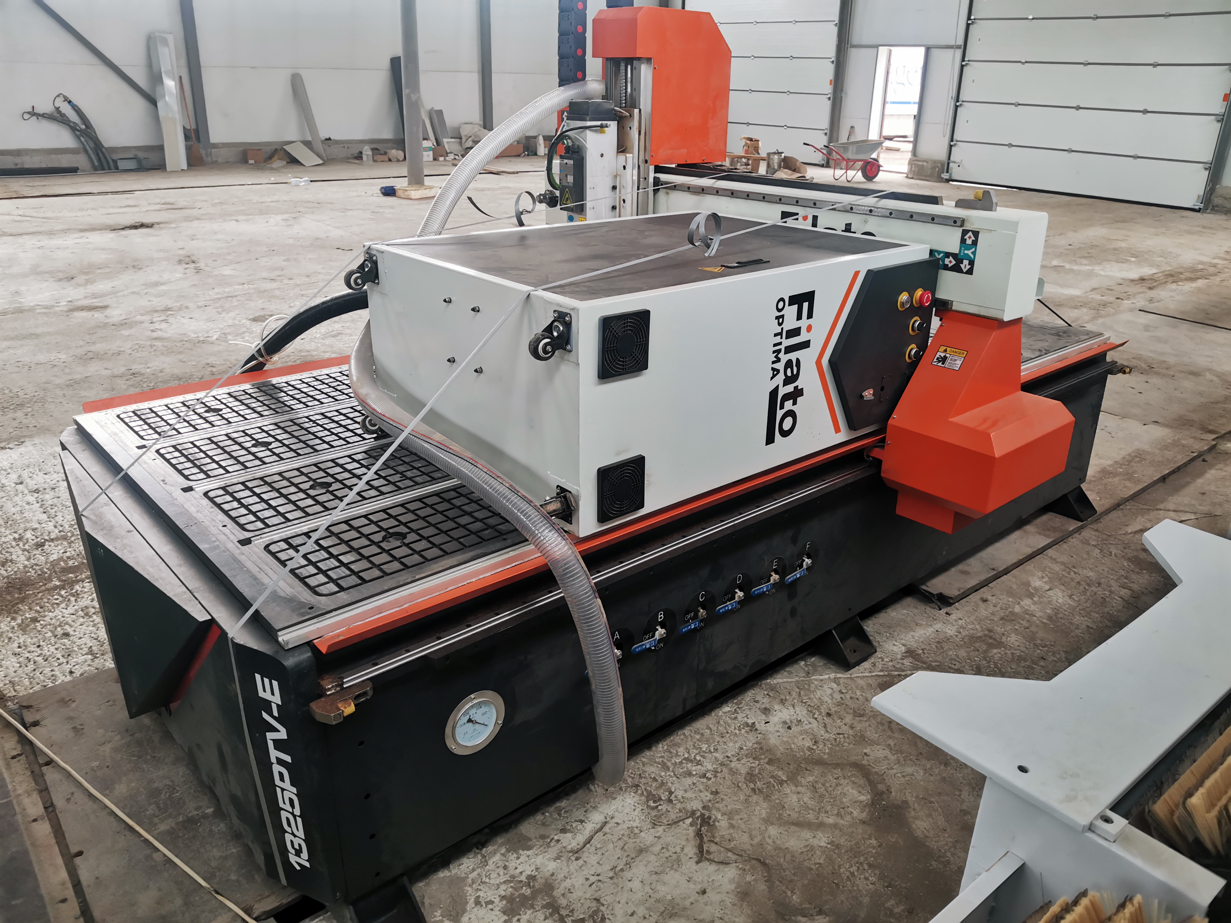 Фрезерный станок с ЧПУ мод. "Filato 1325 PTV-E (CX-1325 SA)"