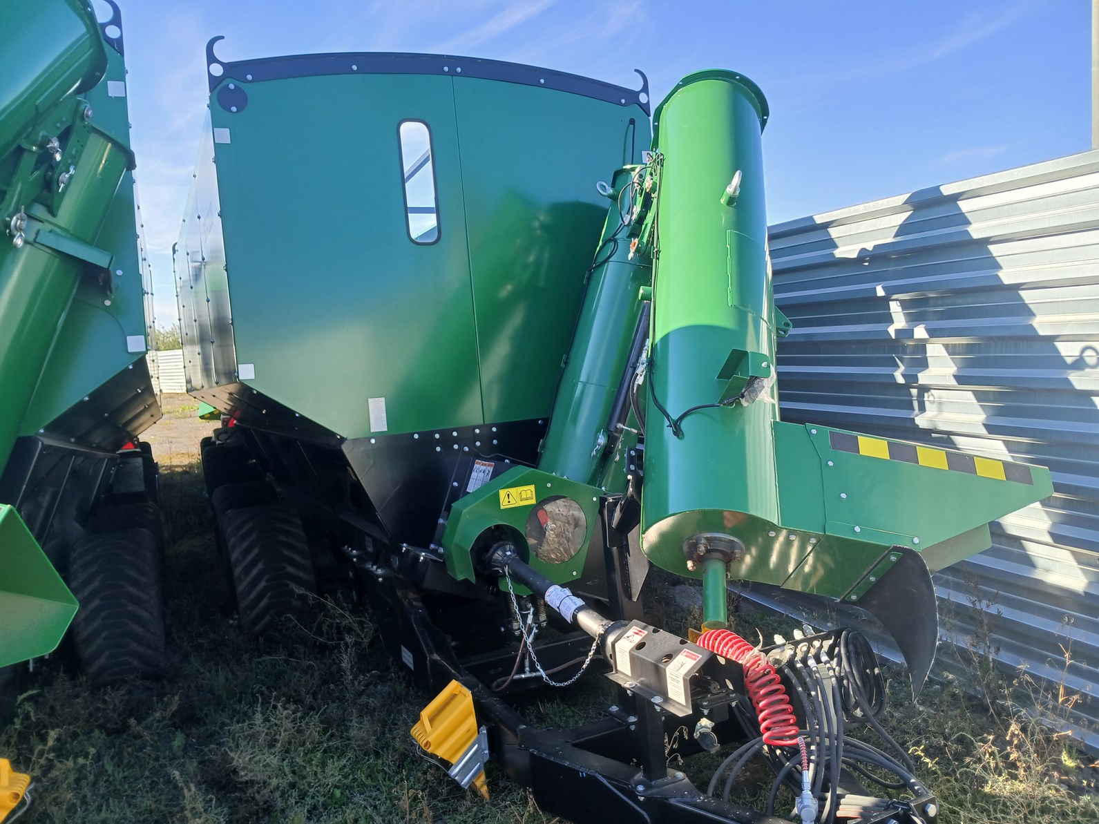 Бункер-перегрузчик Лилиани БП-22/28-1