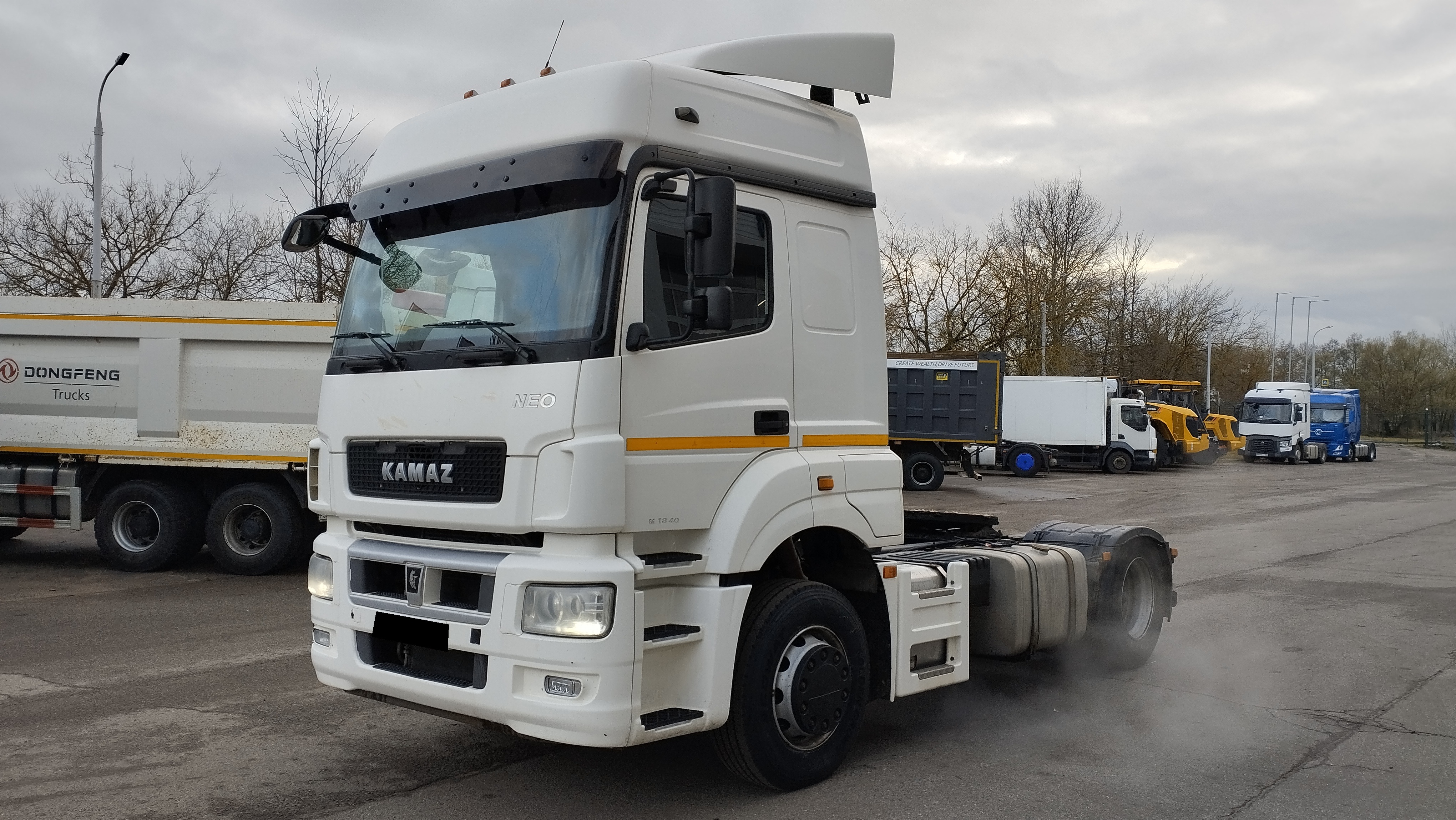 Тягач седельный КАМАЗ 5490-DC