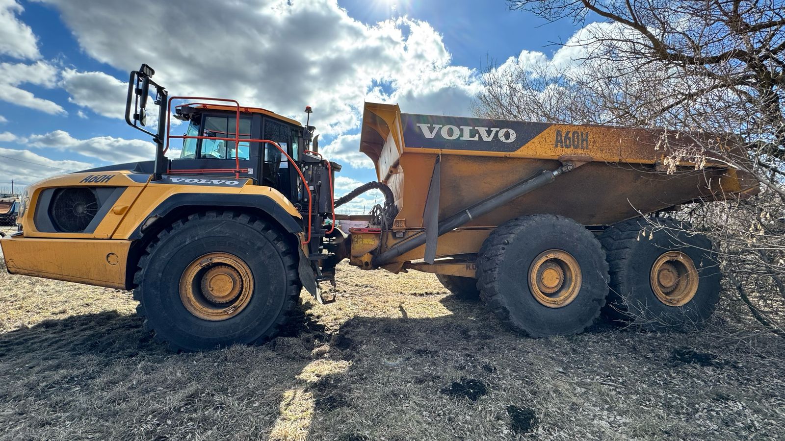 Самосвал VOLVO A60H
