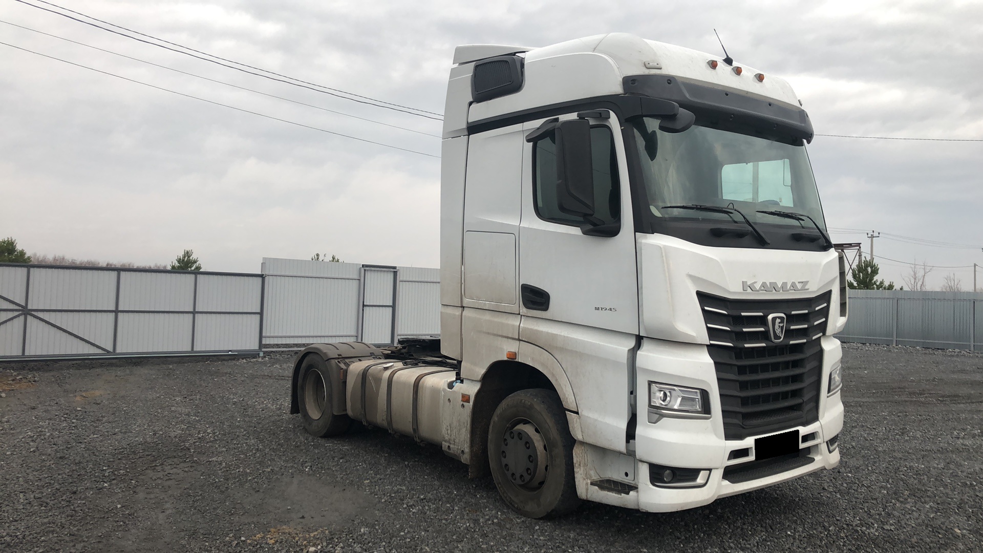 Тягач седельный Камаз M1945 54901-94