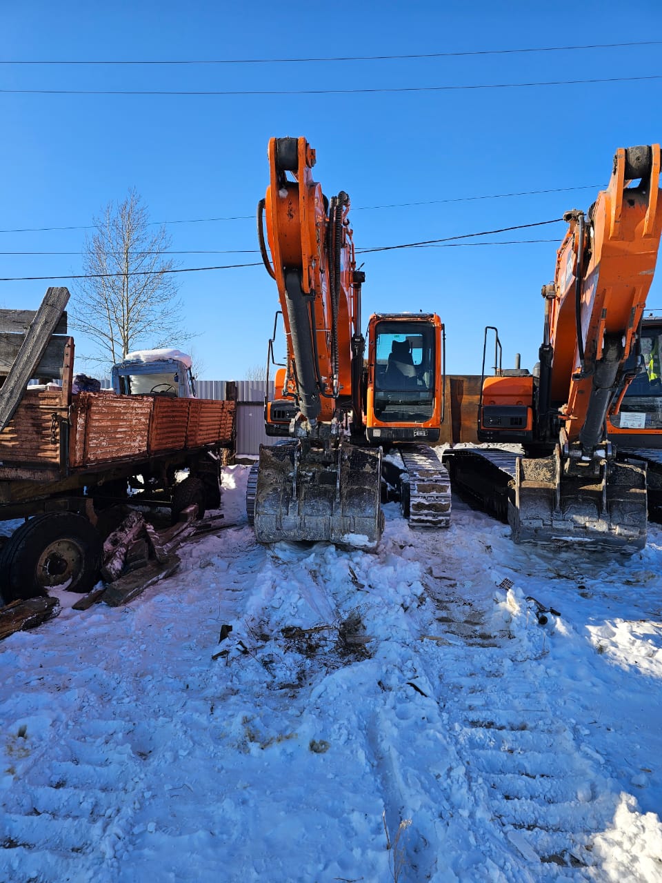 Экскаватор гусеничный Doosan DX225NLCA