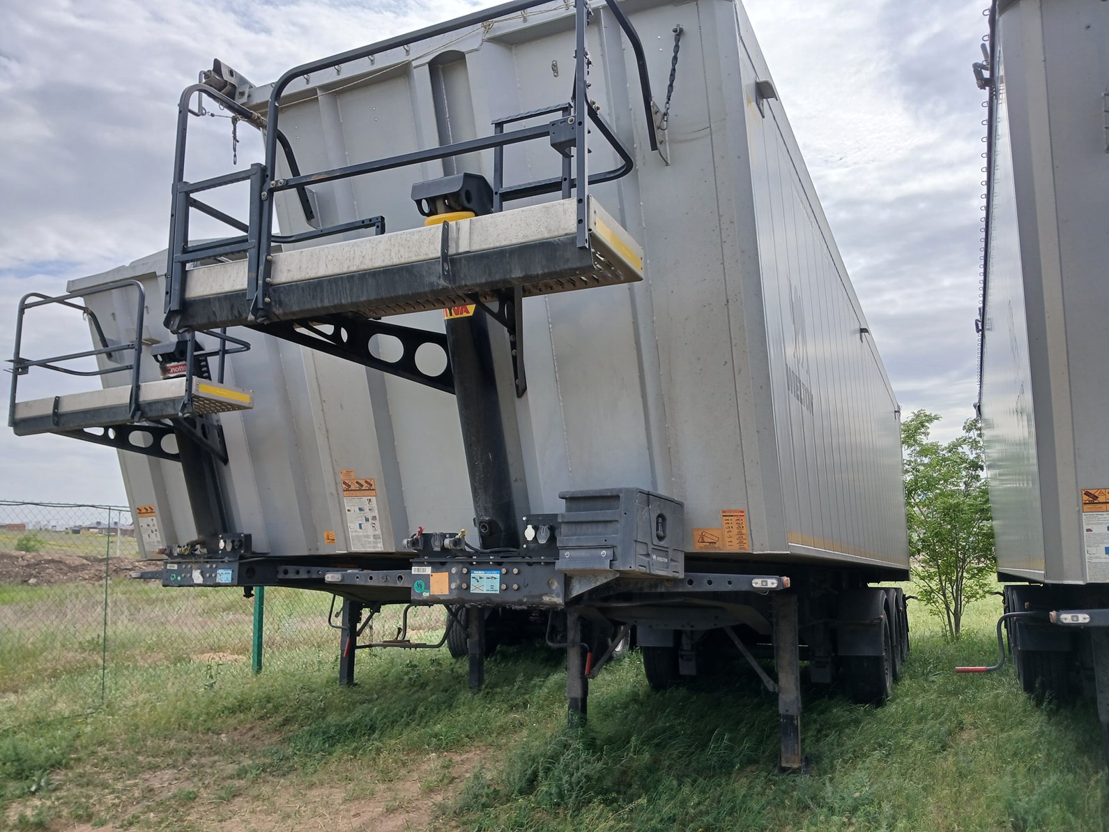Полуприцеп-самосвал Wielton NW3A55SD NW-3