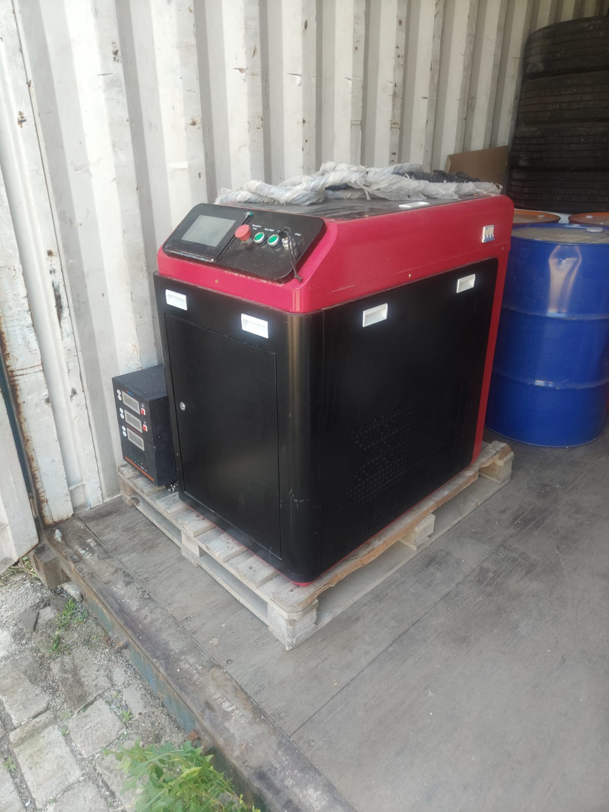 Комплекс лазерной очистки Tokagama LC Stationary TG-LC2000-J