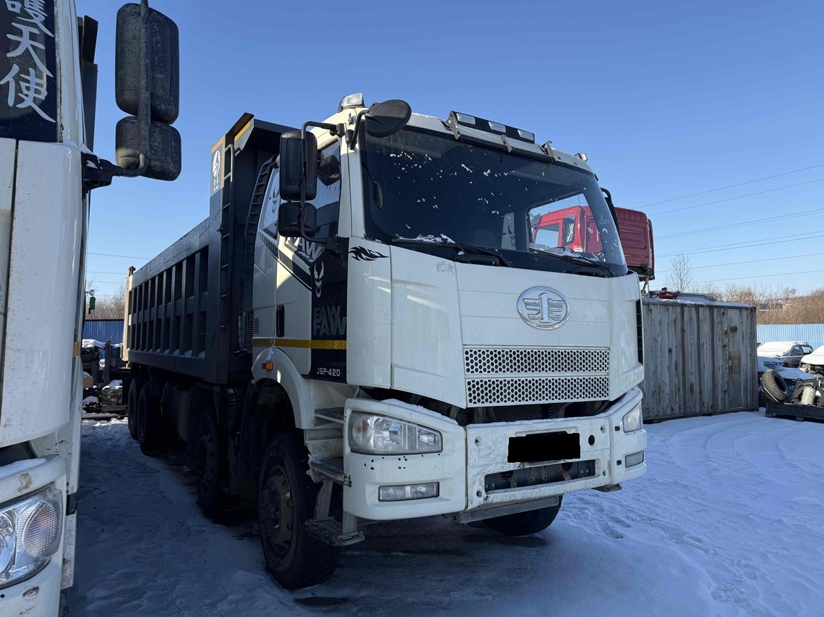 Самосвал Faw J6 CA3310P66K24T4E5