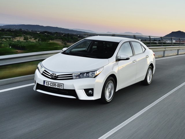Toyota corolla 1.8 CVT (140 л.с.) Седан
