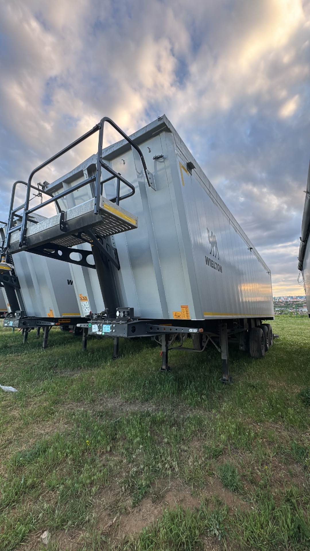 Полуприцеп-самосвал Wielton NW3A55SD NW-3