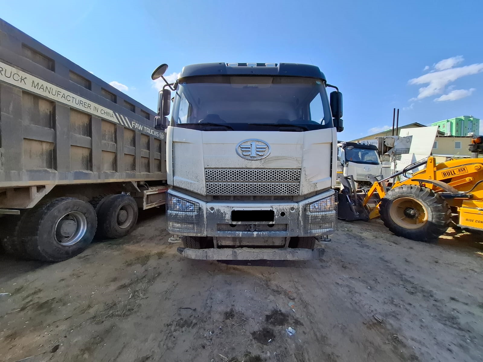 Самосвал Faw J6 СА3310Р66К24Т4Е5