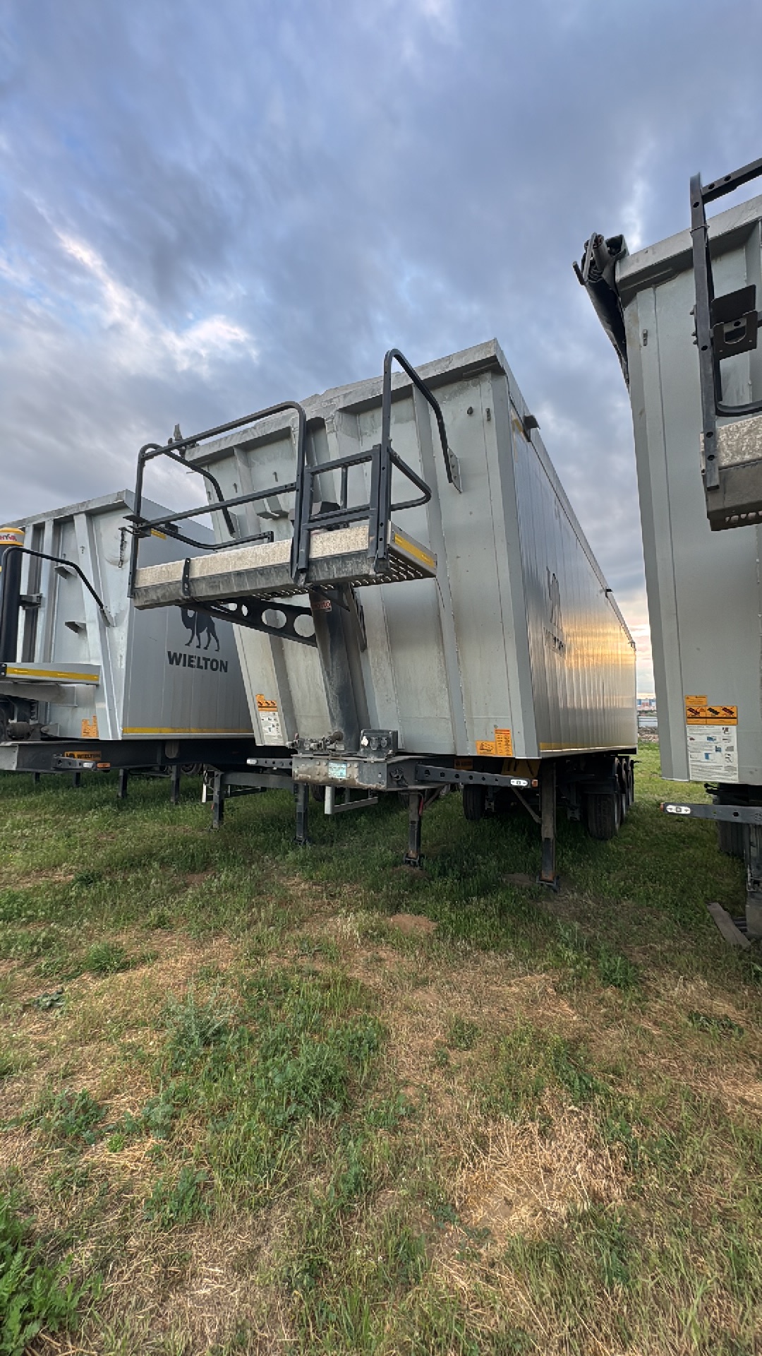 Полуприцеп-самосвал Wielton NW3A55SD NW-3
