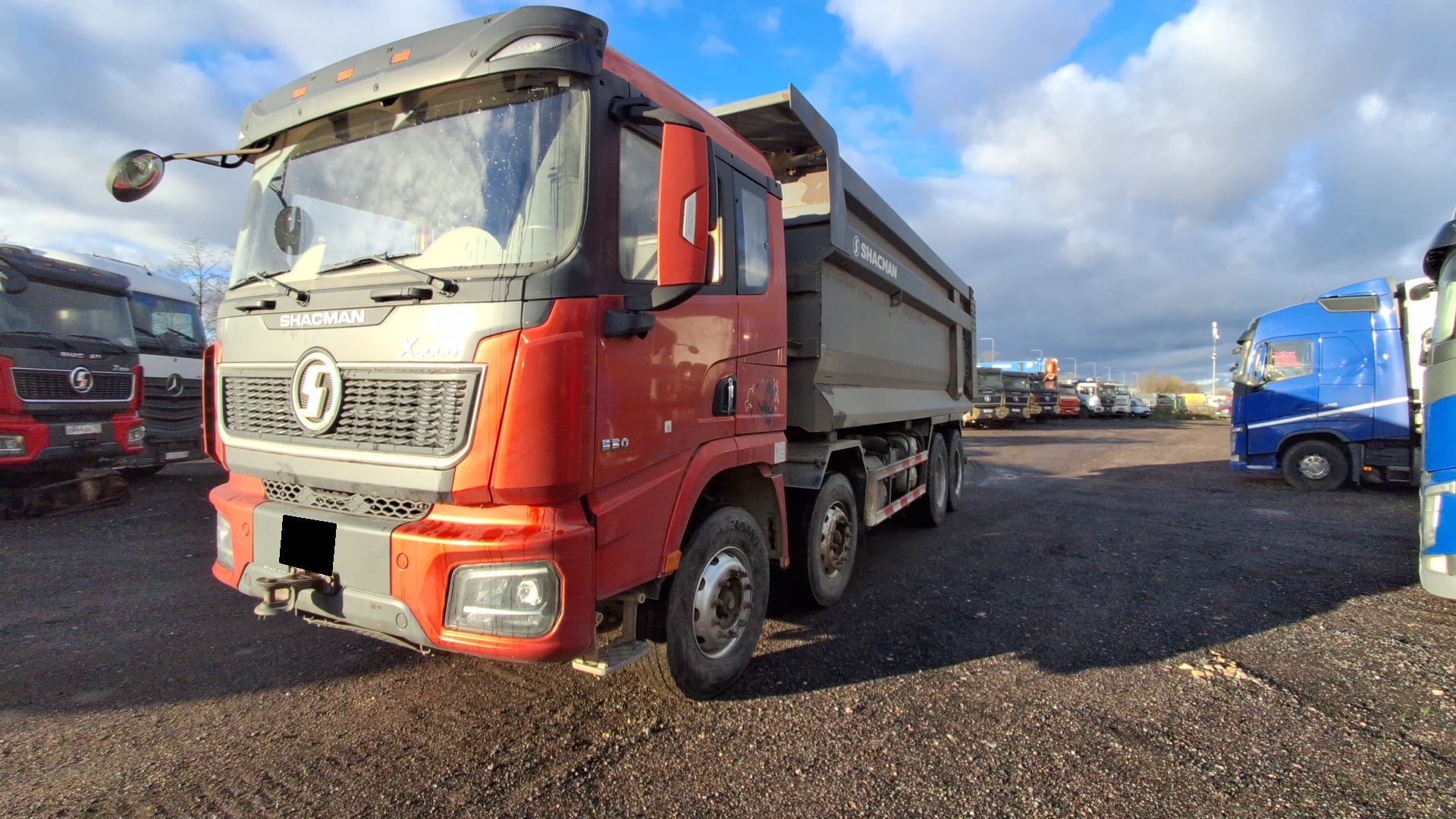 Самосвал Shacman SX331863366