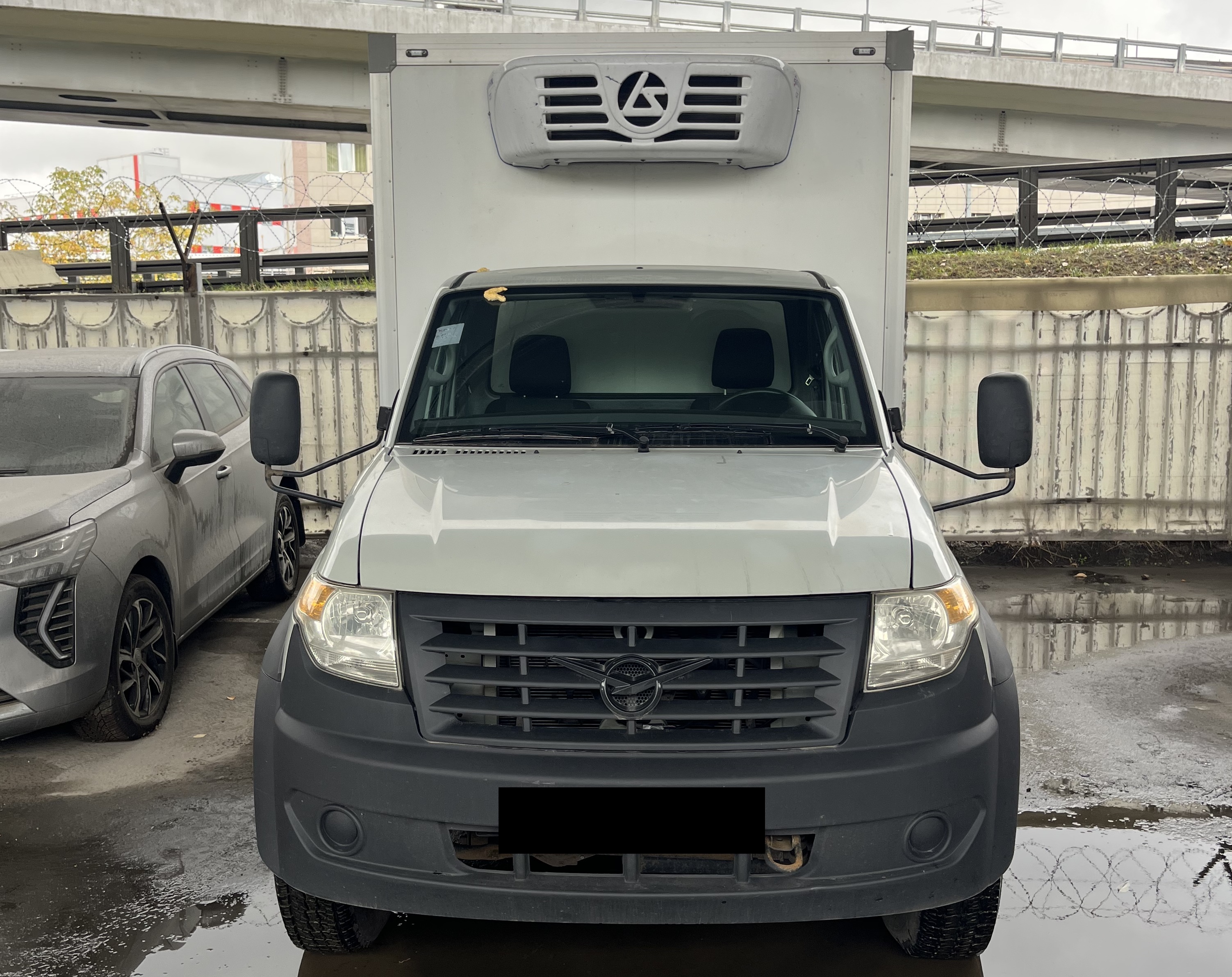 Фургон изотермический Uaz Profi 236022-04