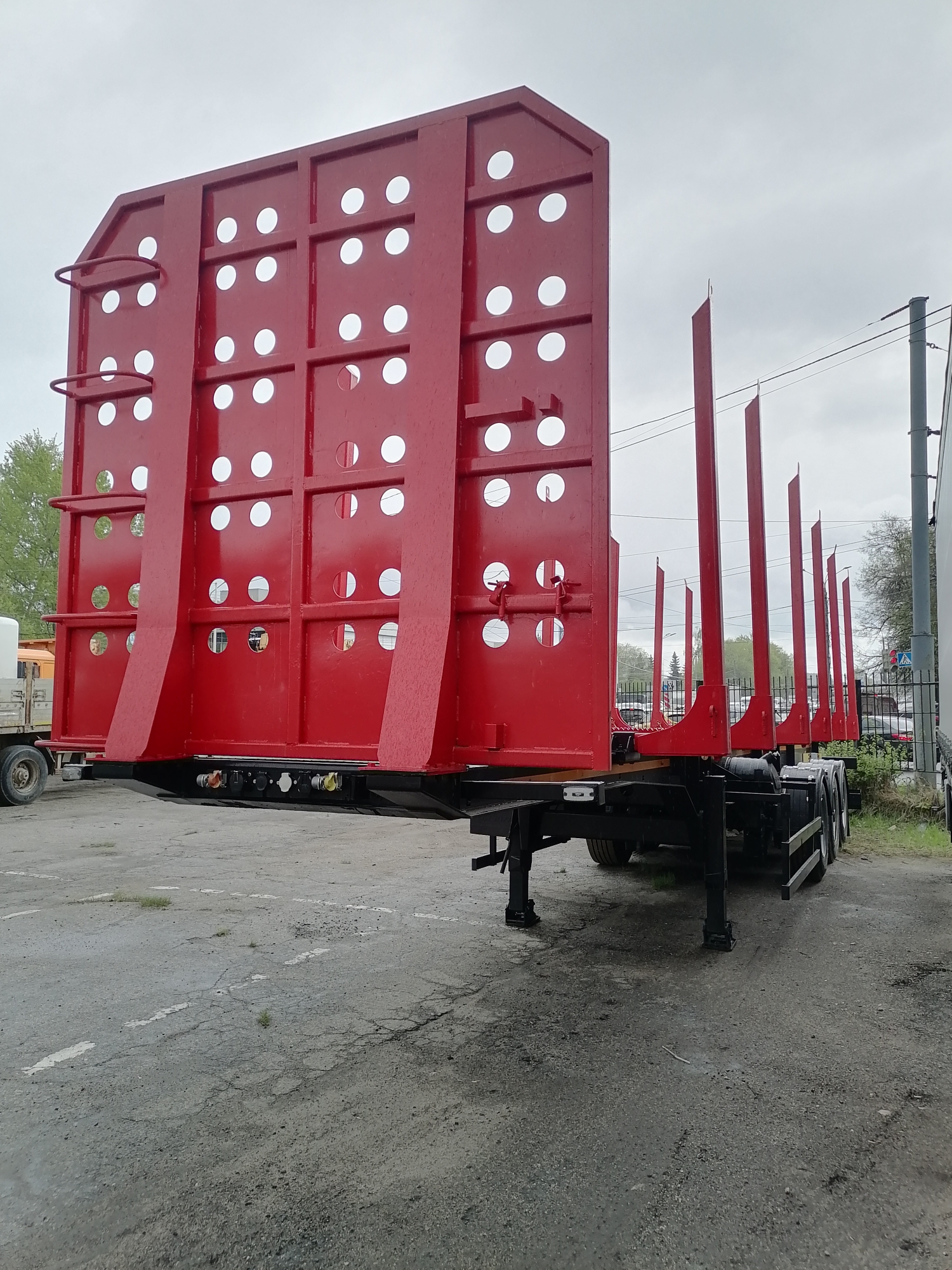 Полуприцеп-тяжеловоз ЧМЗАП 99064E-04