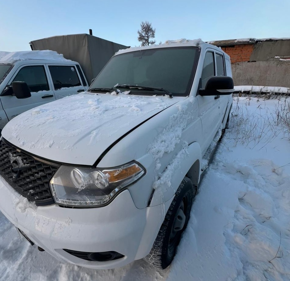UAZ Pickup