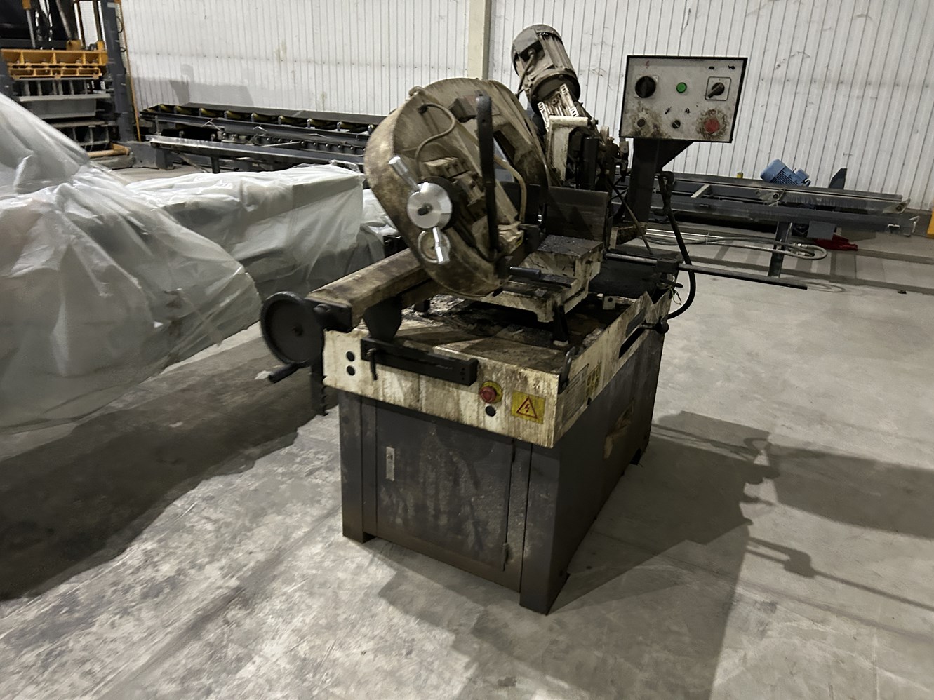 Станок ленточнопильный Metal Master BSM-270