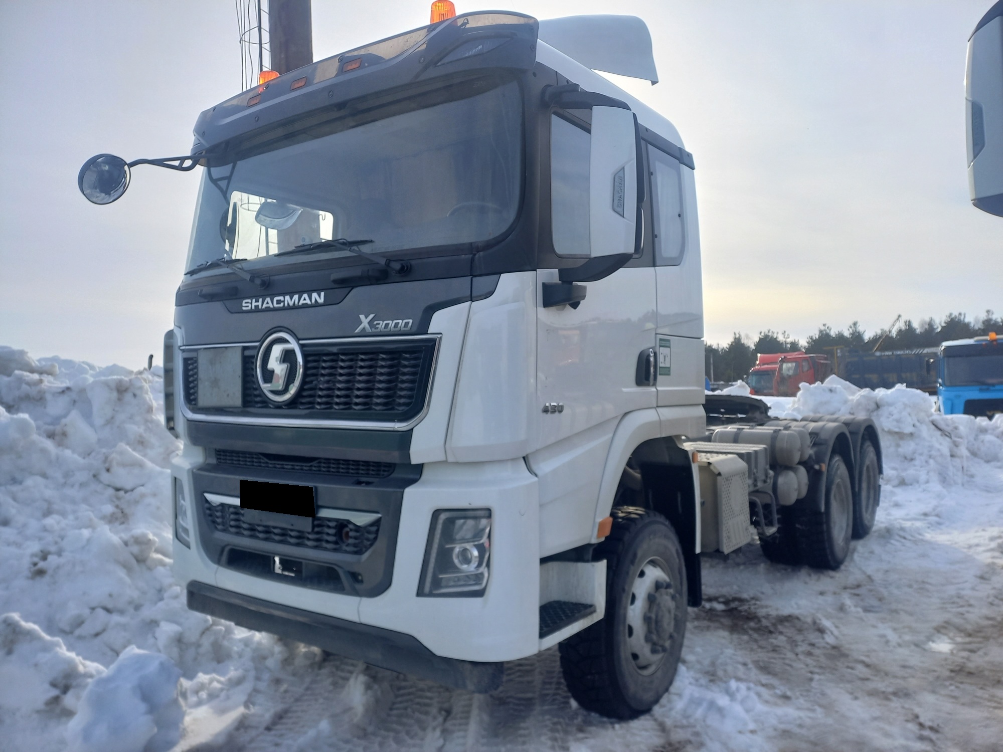 Тягач седельный Shacman SX42586V385