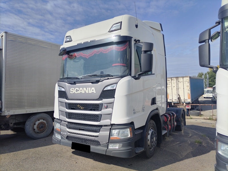 Тягач седельный Scania R4X200 R410