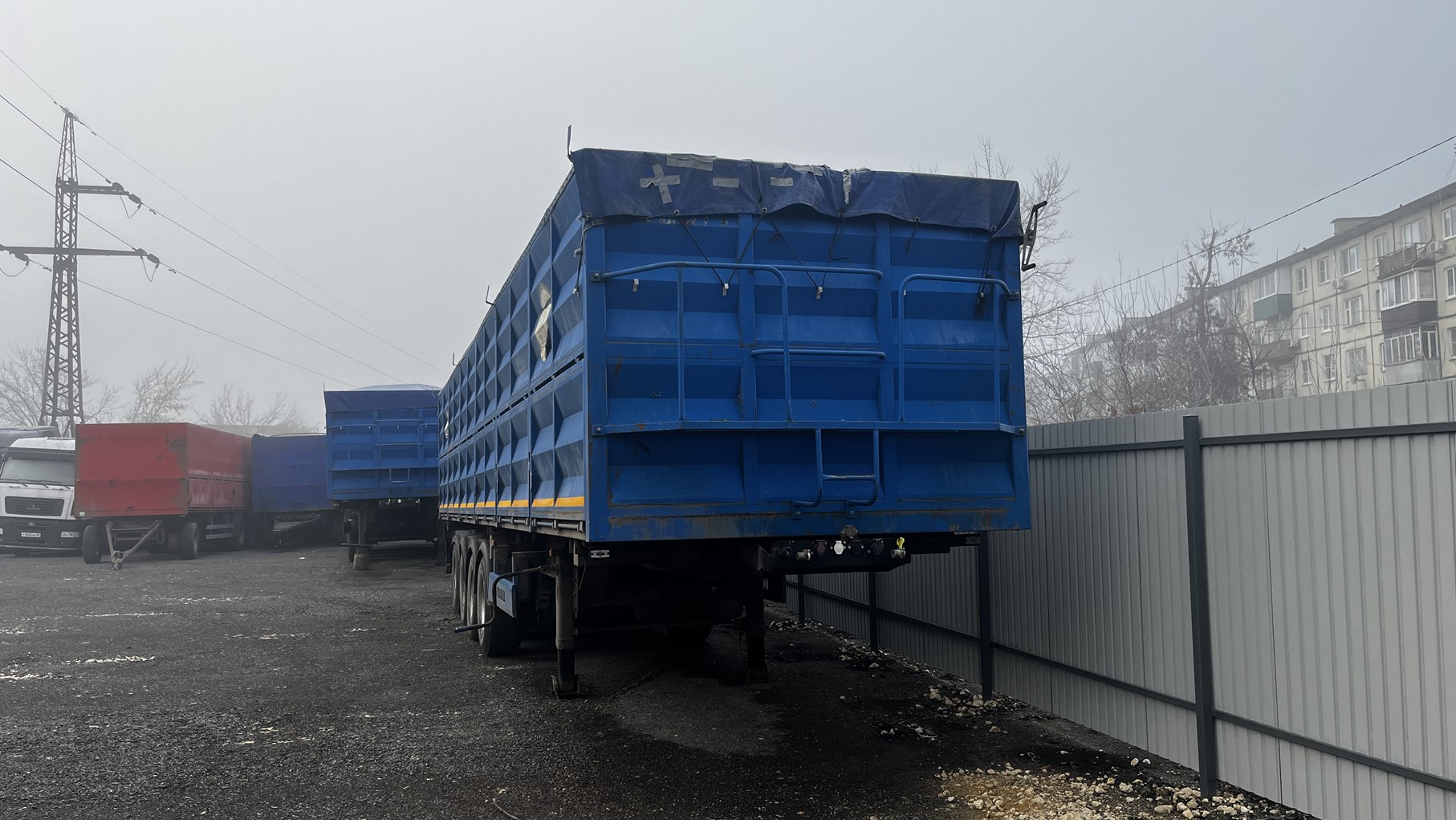 Полуприцеп-самосвал Донтрейлер 864955-1