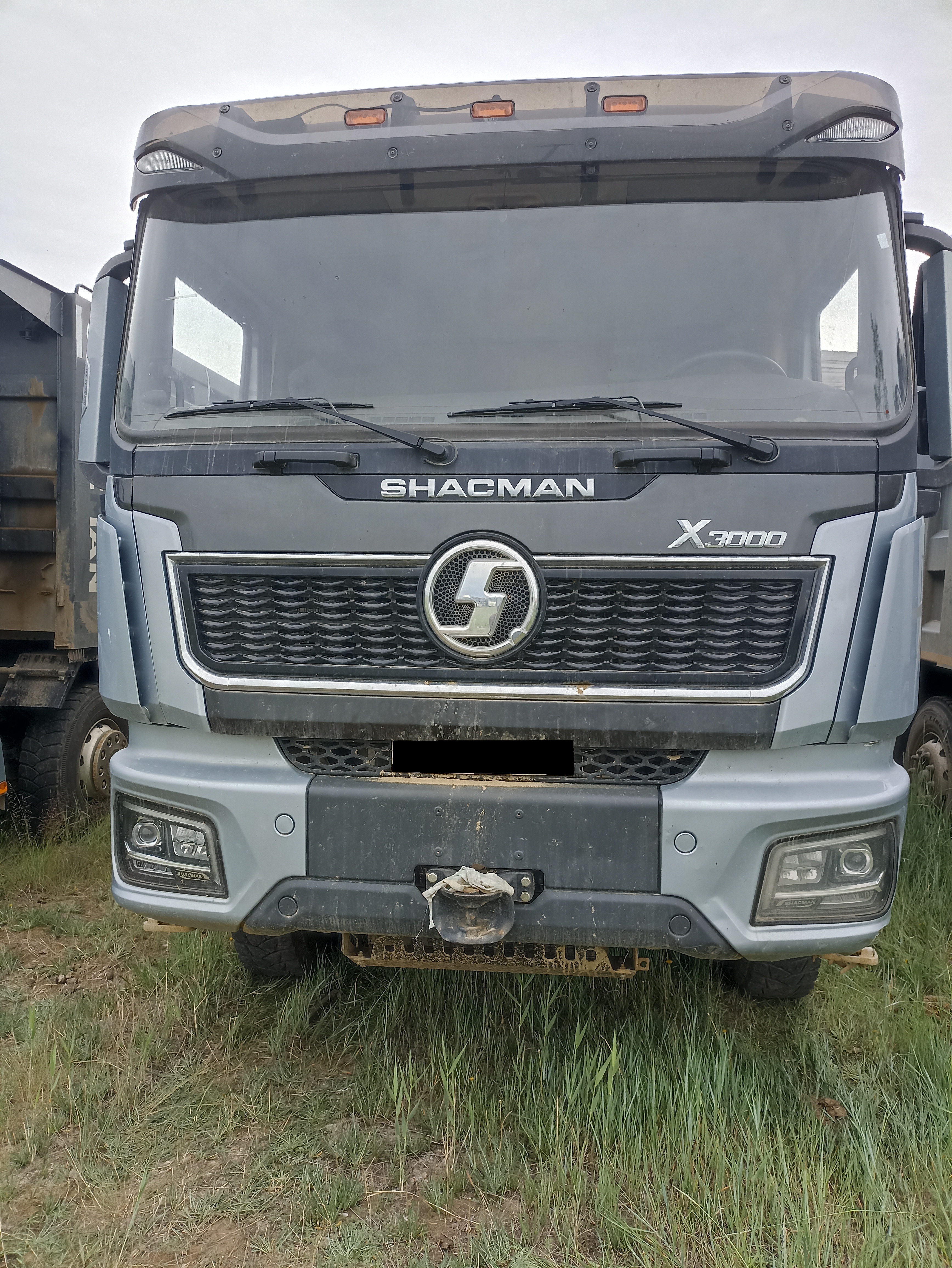 Самосвал Shacman SX331863366