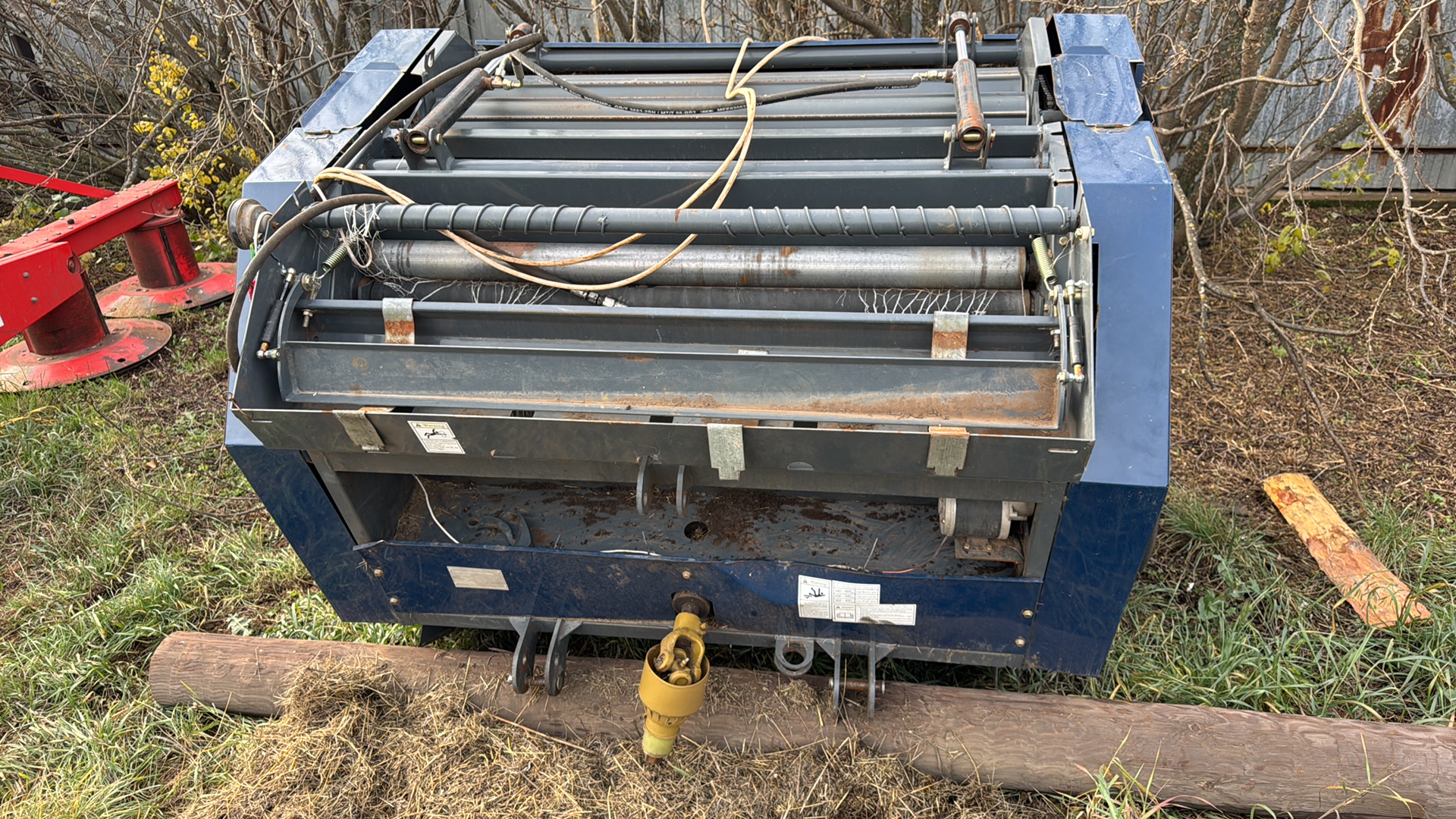 Пресс-подборщик рулонный навесной Скаут ТНВ2060