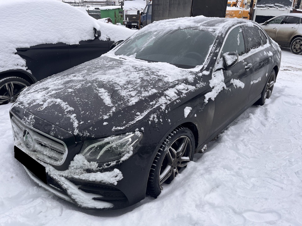 Mercedes-Benz E седан