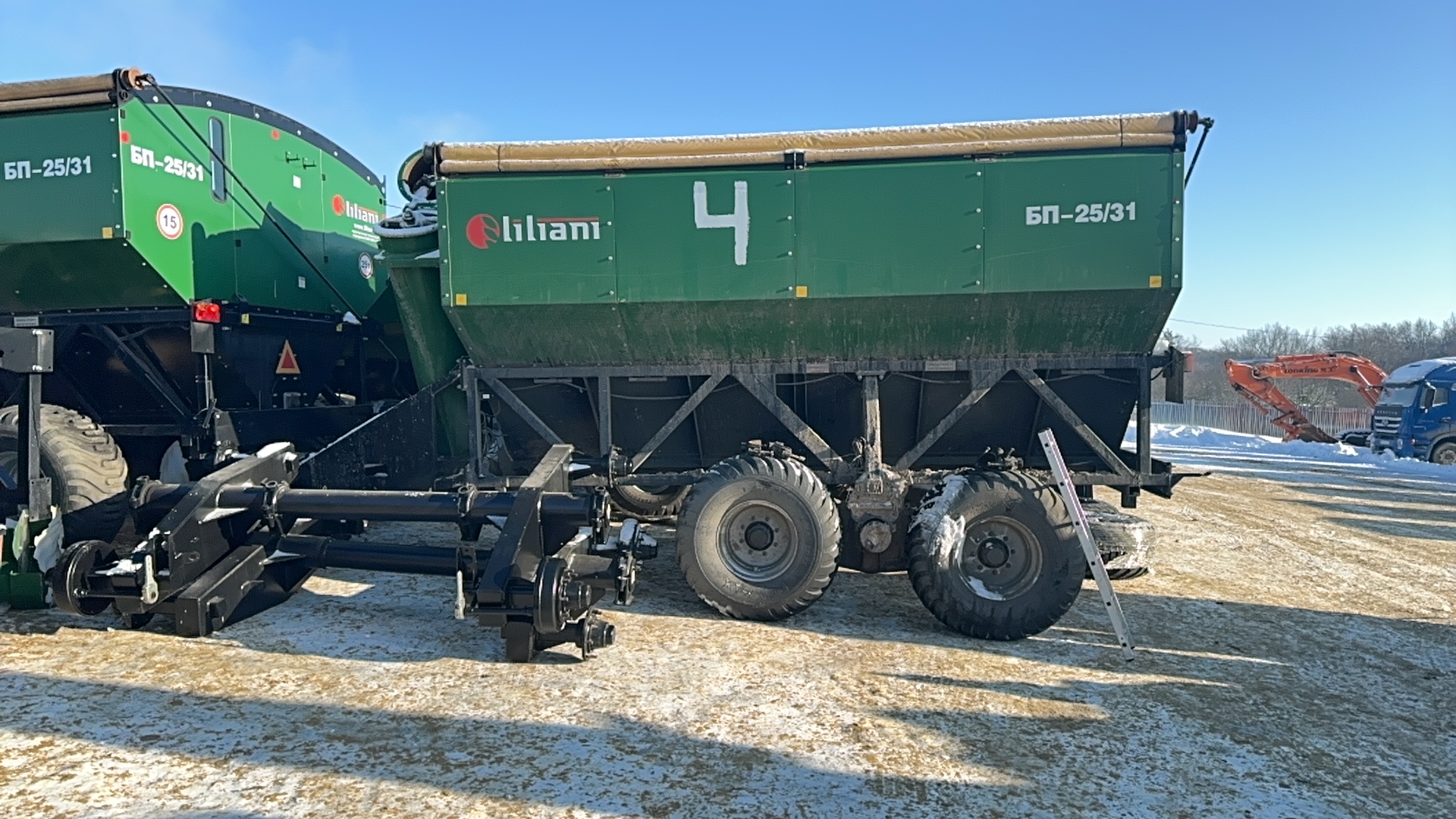 Бункер-перегрузчик Лилиани БП-25/31-1