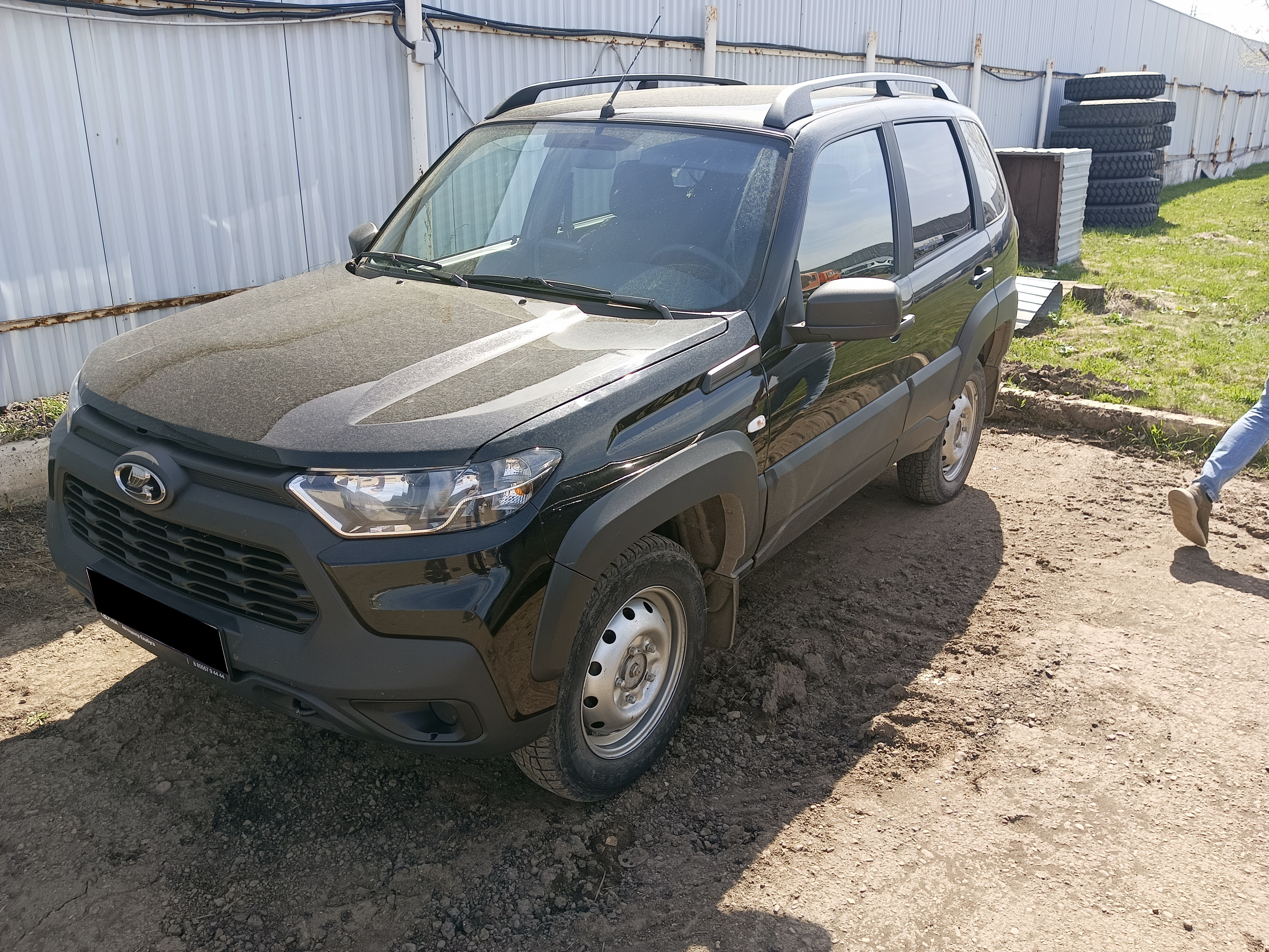 Lada Niva Travel (212300-80) 