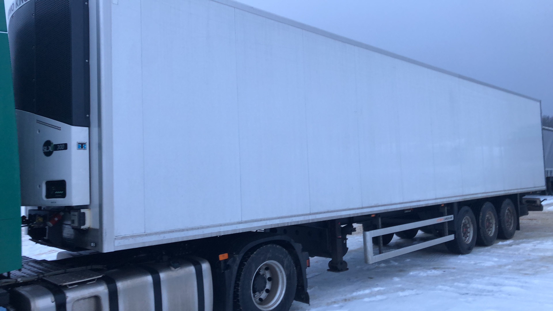 Полуприцеп изотермический CTTM CARGOLINE 9722CC