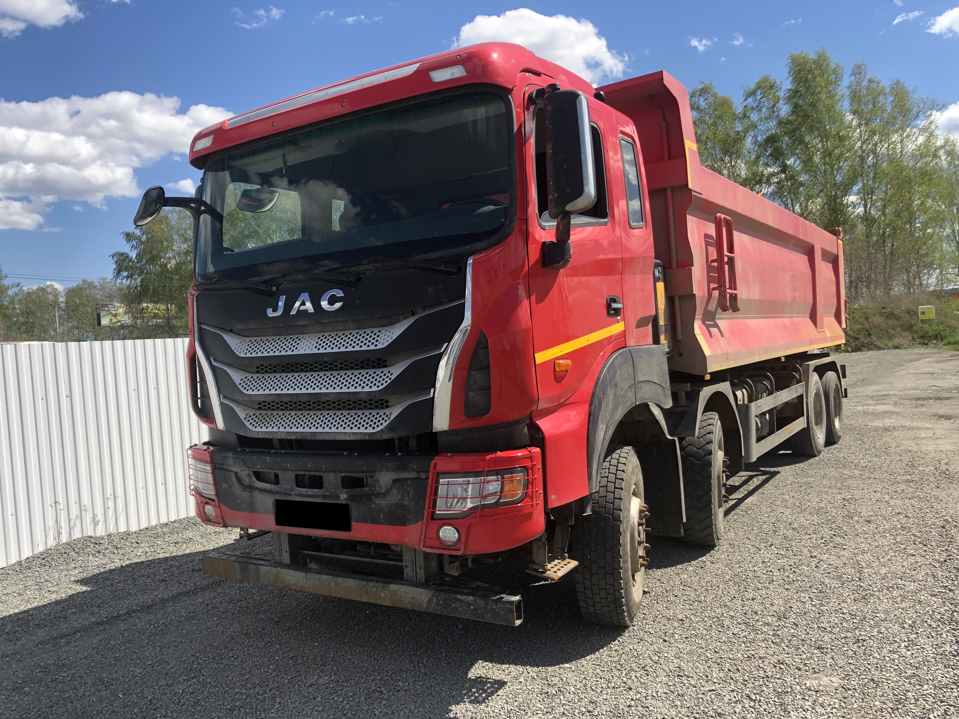 Самосвал Jac N410