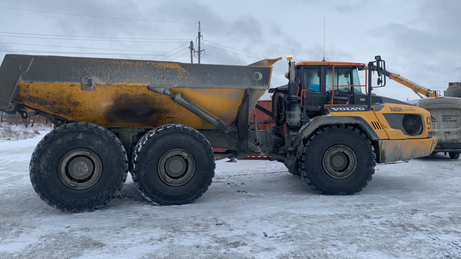 Самосвал VOLVO A60H