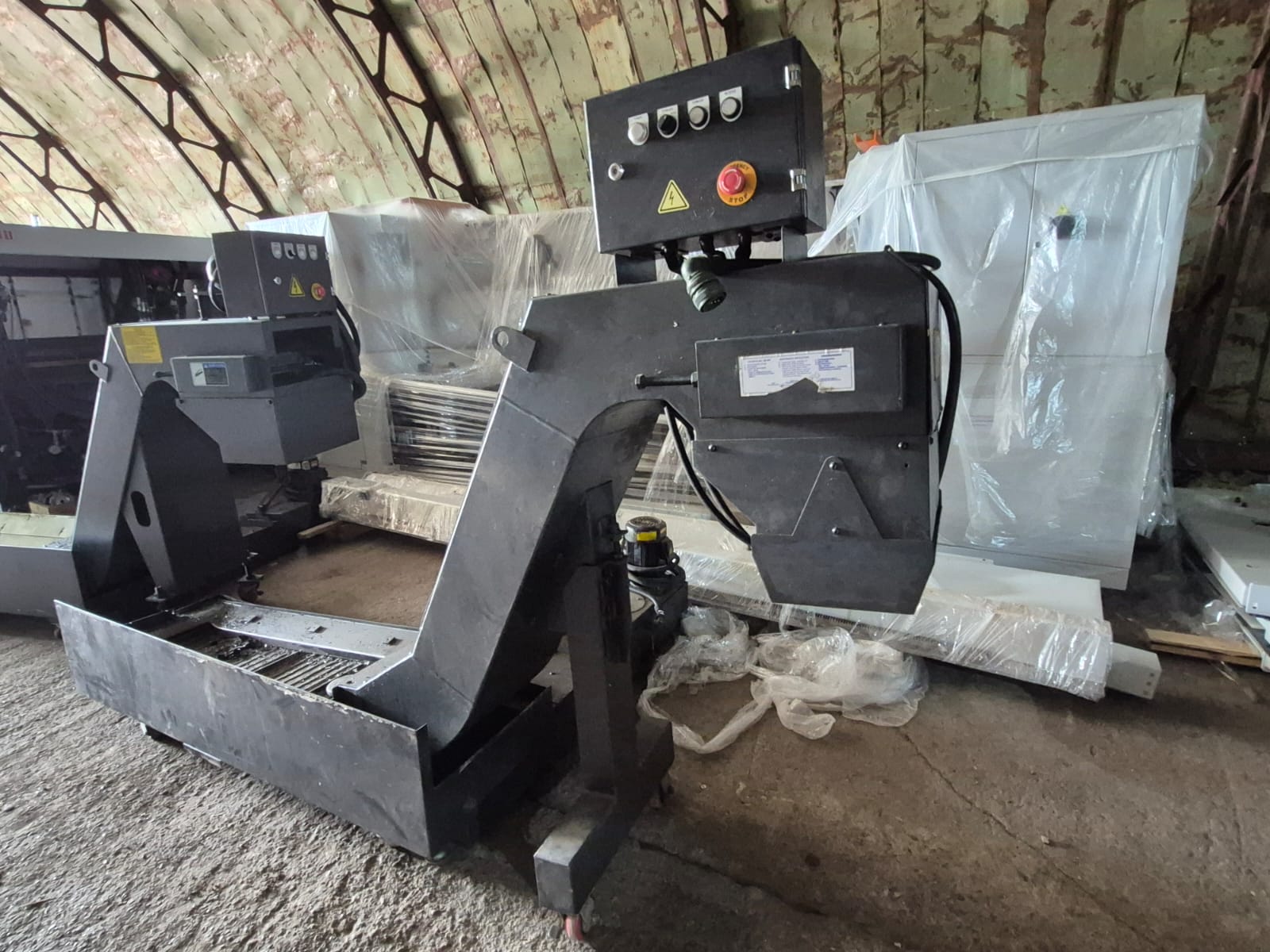 Токарный обрабатывающий центр Smec SL2500 L