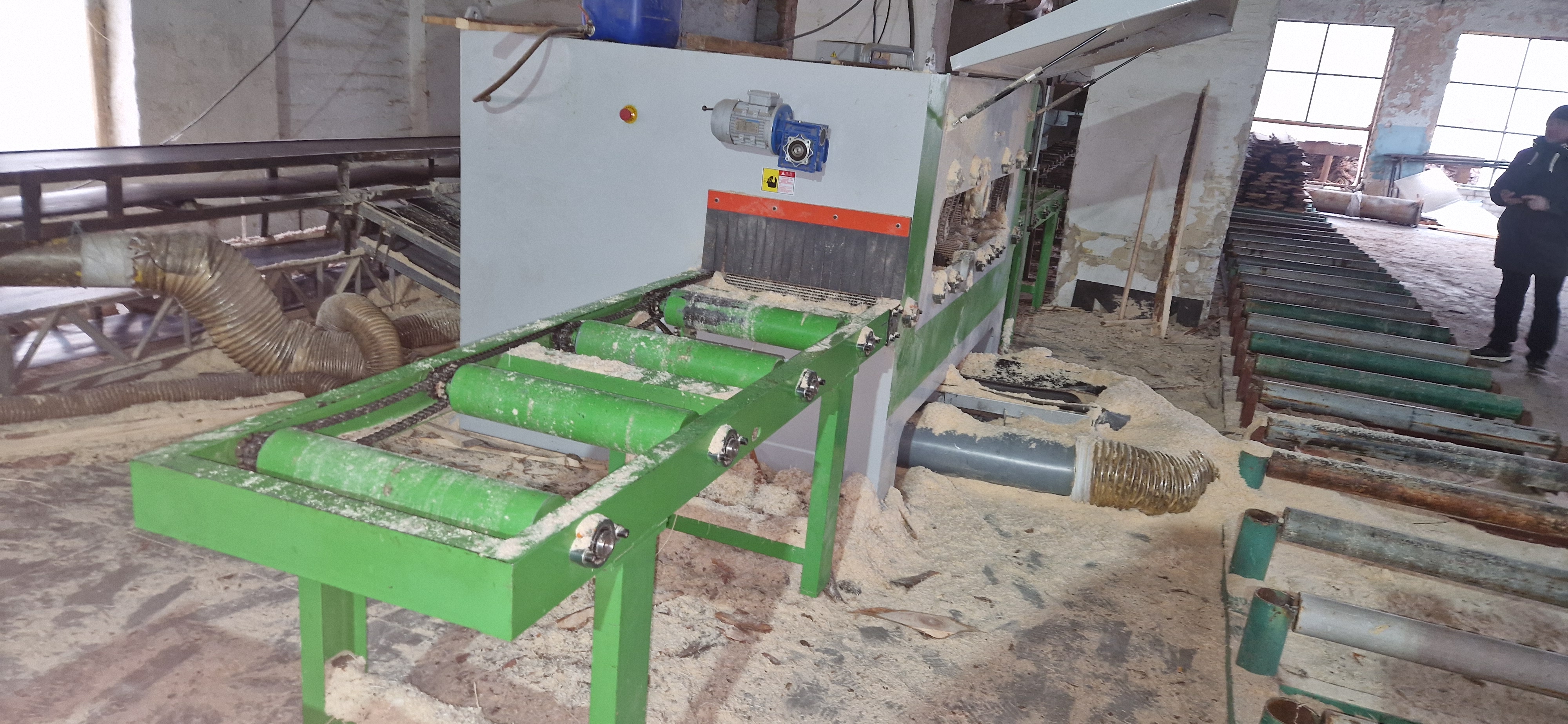 Станок многопильный двухвальный дисковый EcoWood MBC-170