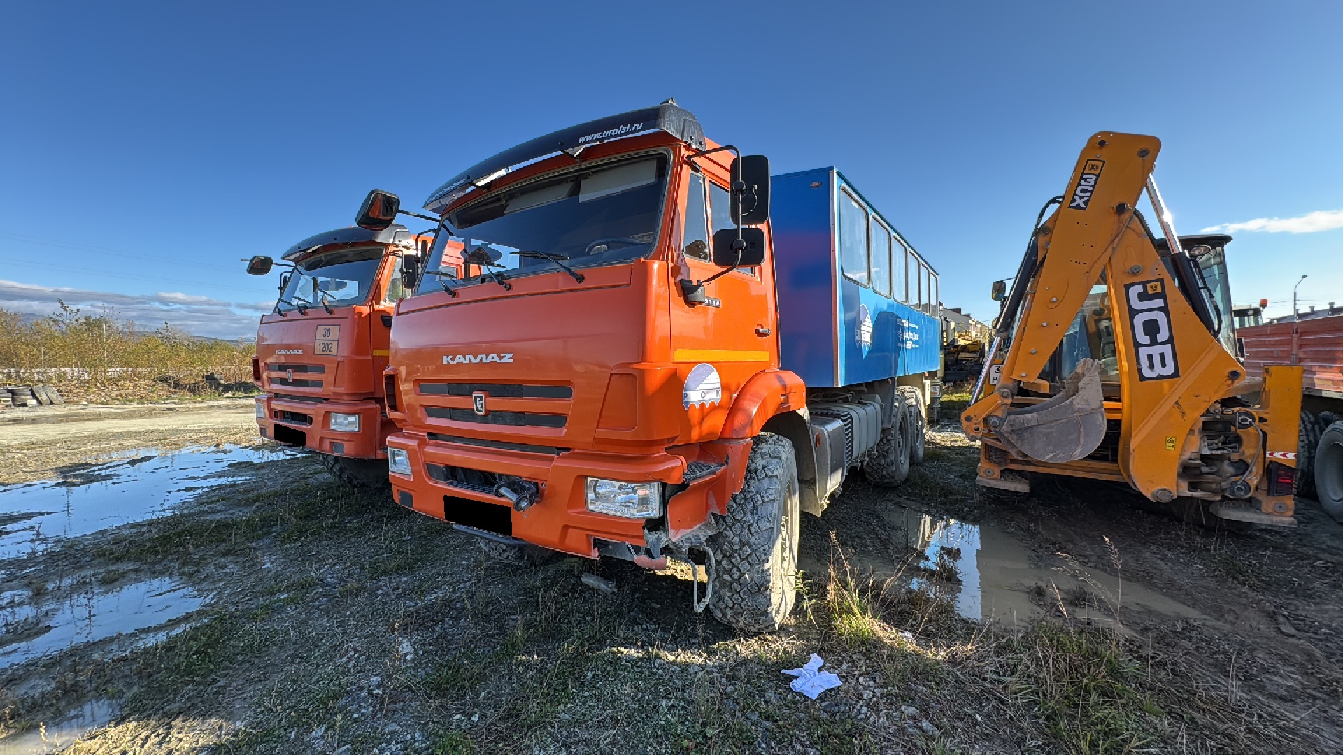 Автобус вахтовый (вахтовка) на шасси КАМАЗ 43118-50 