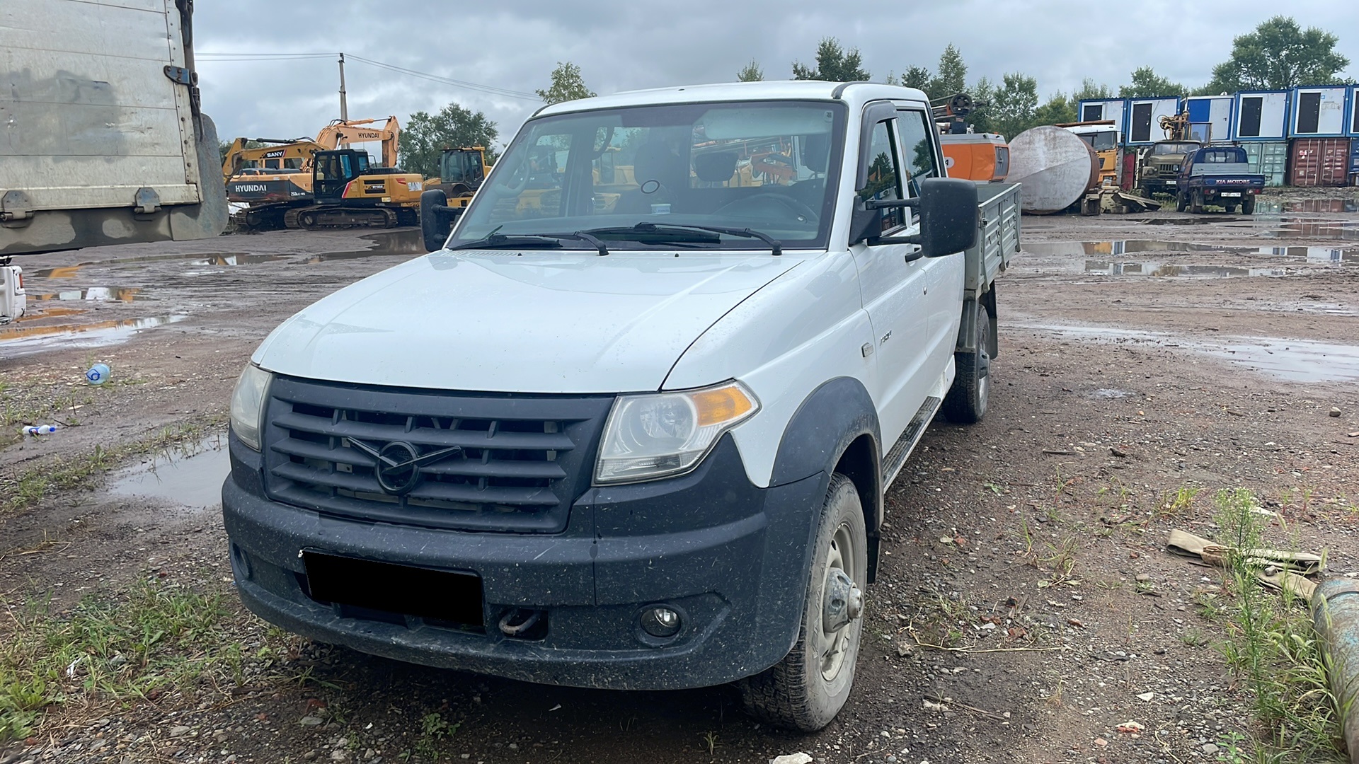 UAZ Profi 236324 