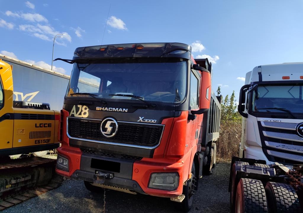 Самосвал Shacman SX32586V384