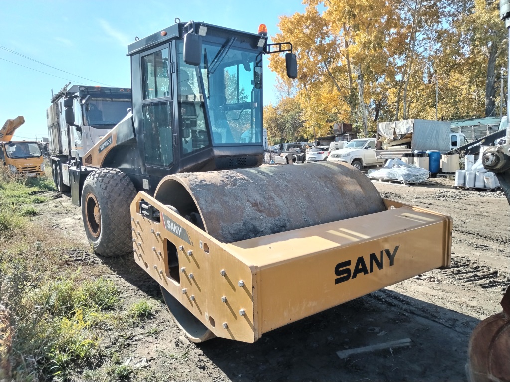 Каток одновальцовый дорожный Sany SSR180C-8