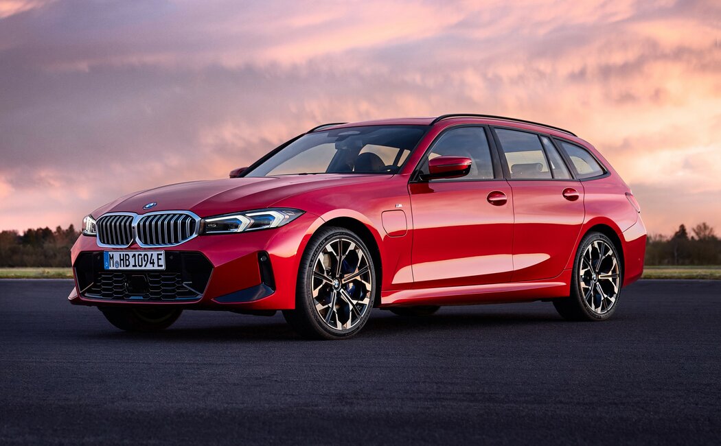 BMW 3 серия M340i xDrive 3.0 AT (374 л.с.) 4WD Универсал 5 дв.