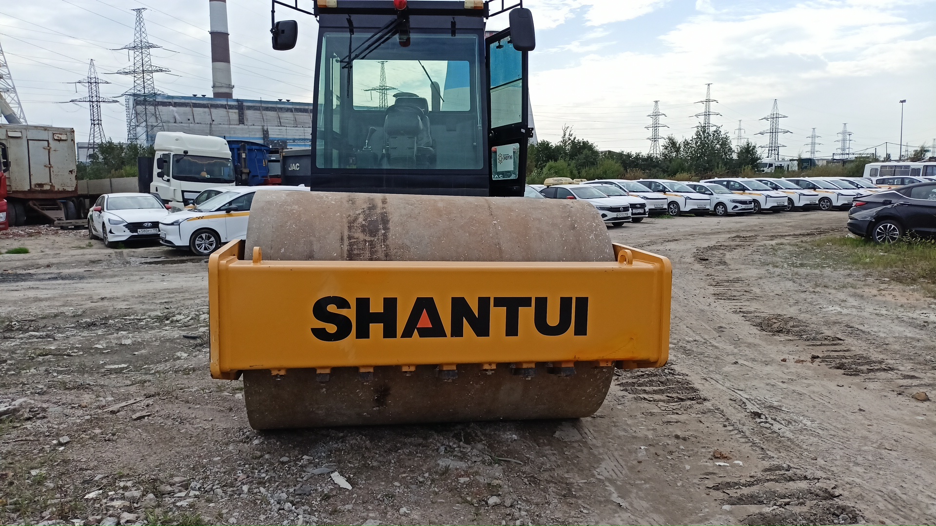 Каток грунтовый Shantui SR14P