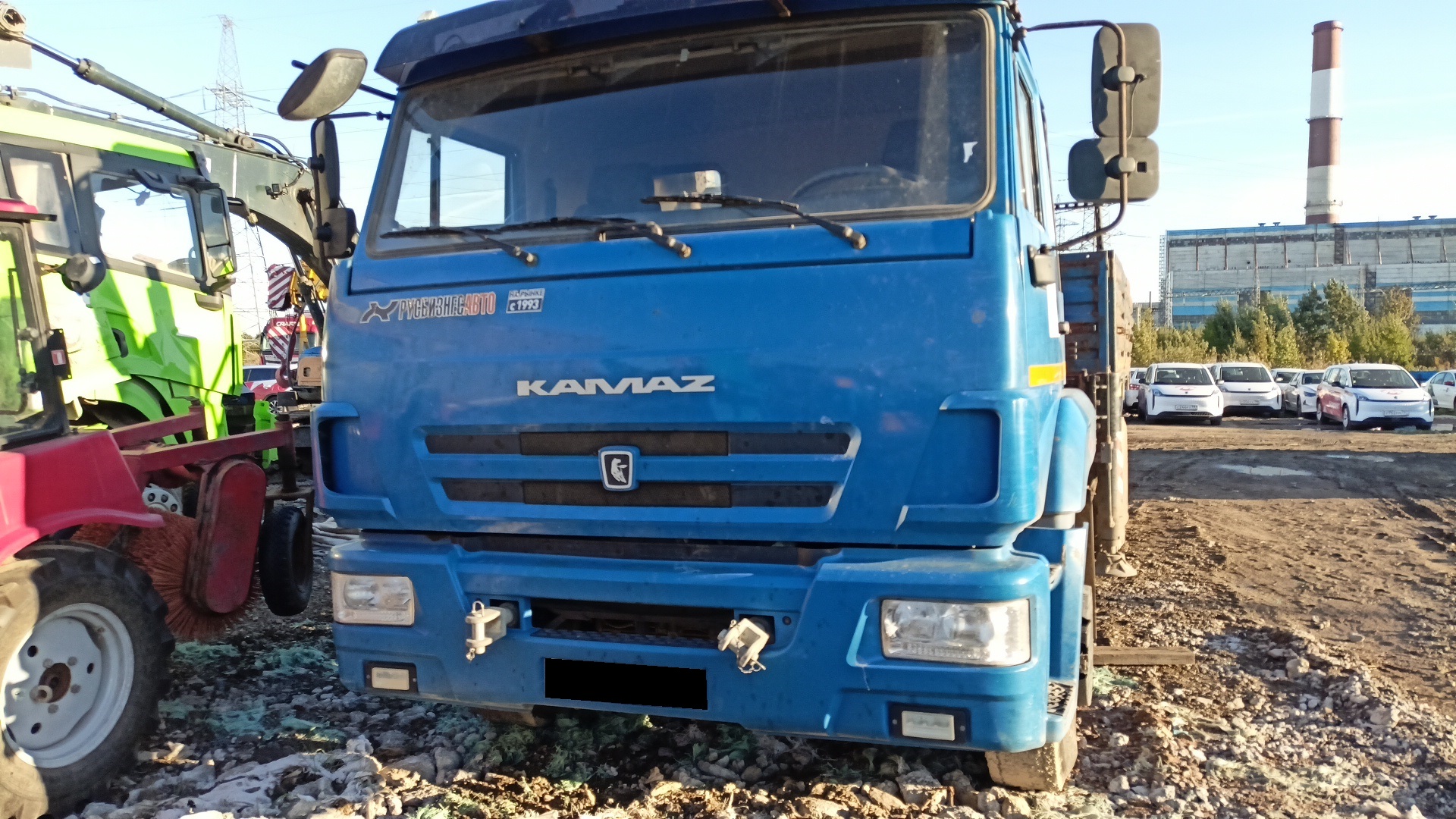 А/м грузовой на шасси КАМАЗ 65117-3010-48 с КМУ Fassi F245A