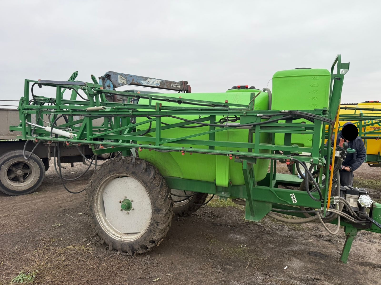 Опрыскиватель полуприцепной ОП-2500