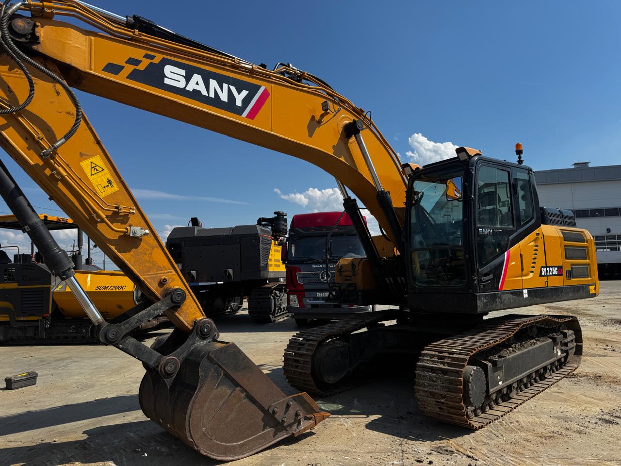 Экскаватор Sany SY225C NLC