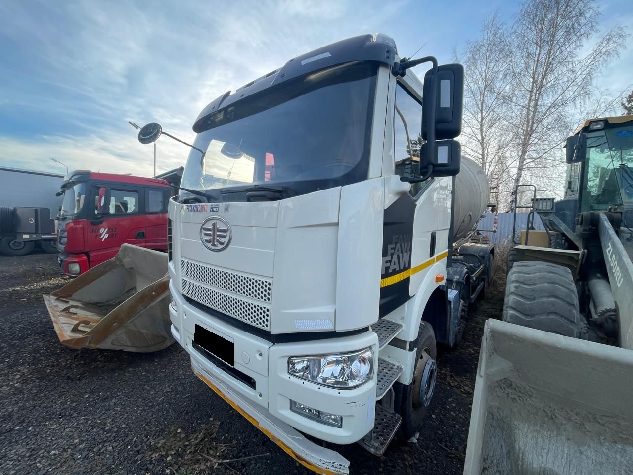 Автобетоносмеситель Tigarbo 69367S на шасси FAW CA 3310