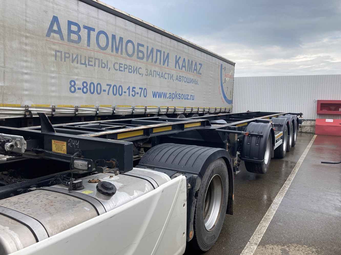 Полуприцеп-контейнеровоз Тонар К4-40 (Тонар-99892)