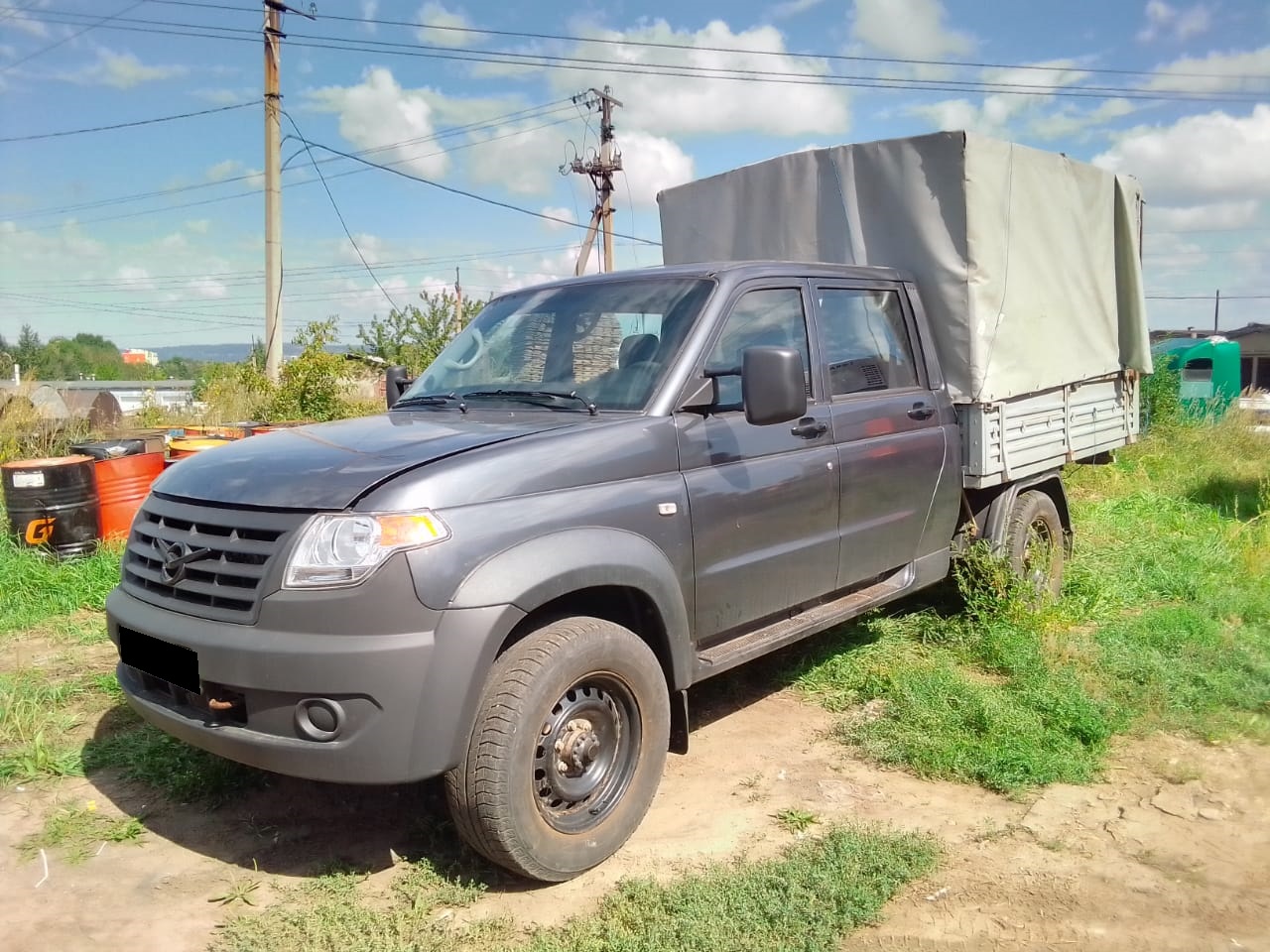 UAZ Profi Промтоварный фургон Стандарт 4х2 2.7 5MT