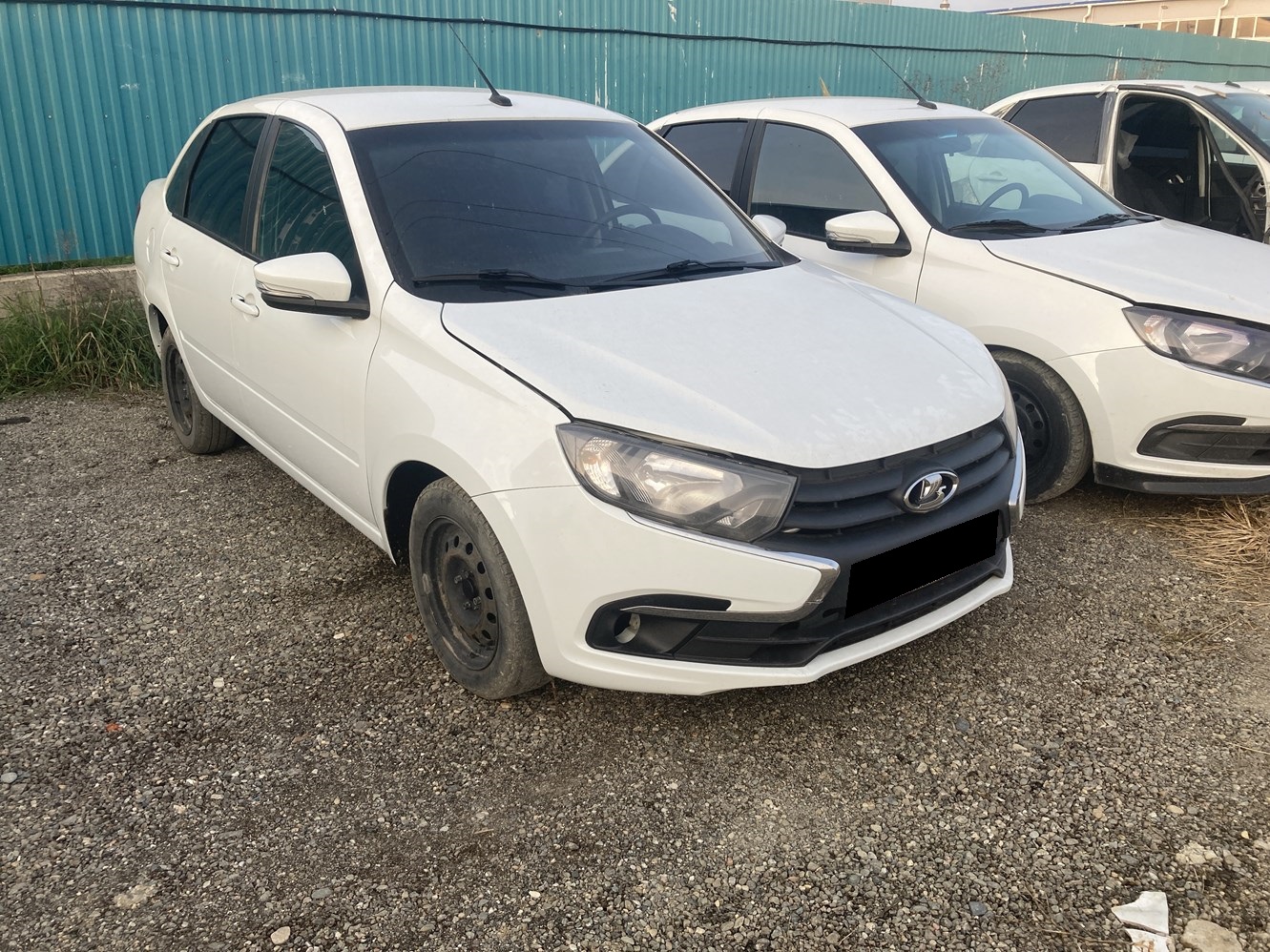 Lada Granta 1.6 MT (90 л.с.) Седан