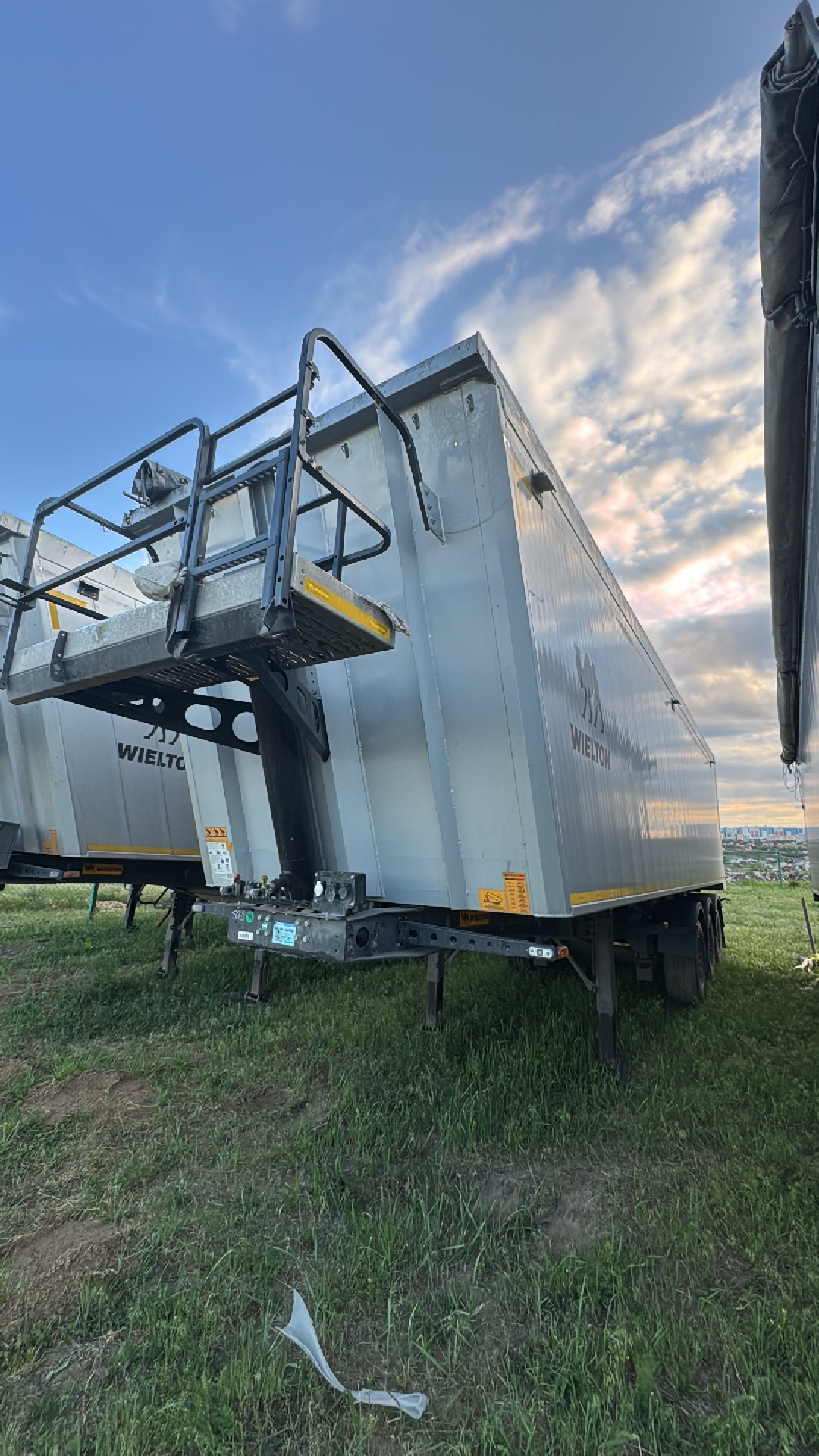 Полуприцеп-самосвал Wielton NW3A55SD NW-3