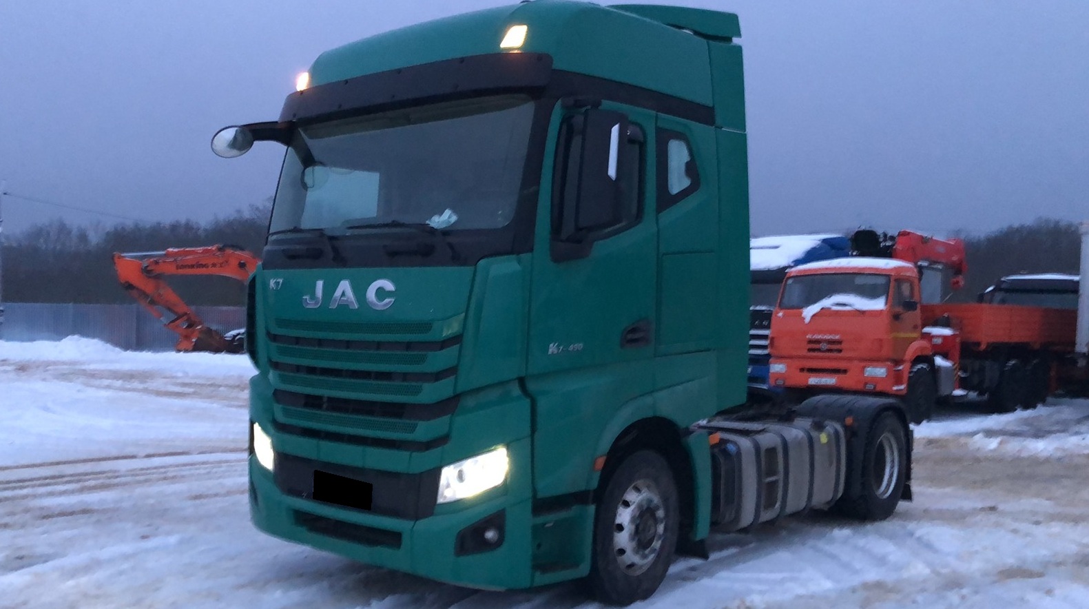 Тягач седельный Jac K7 