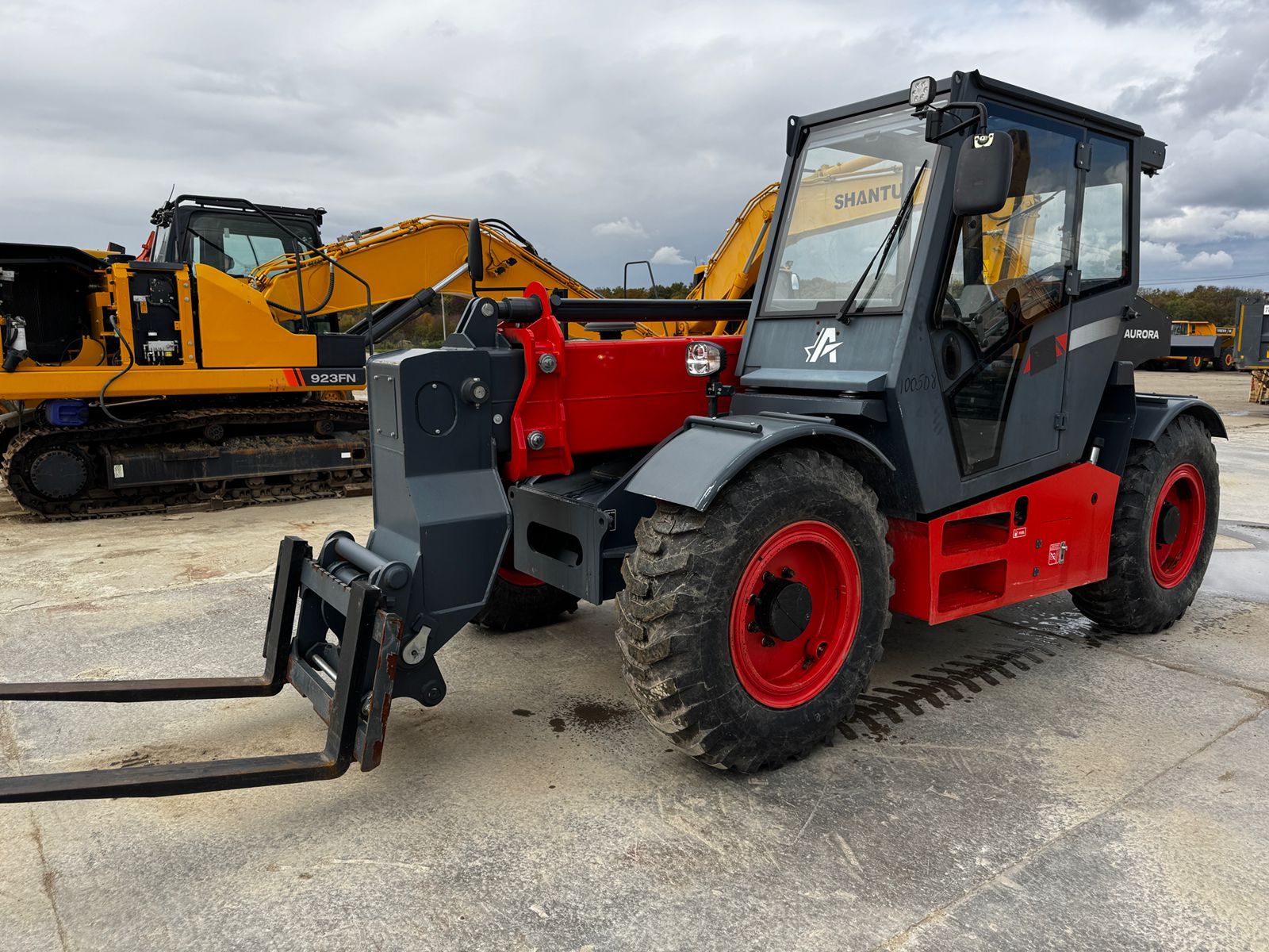 Телескопический погрузчик HELI 35H46-84-P1