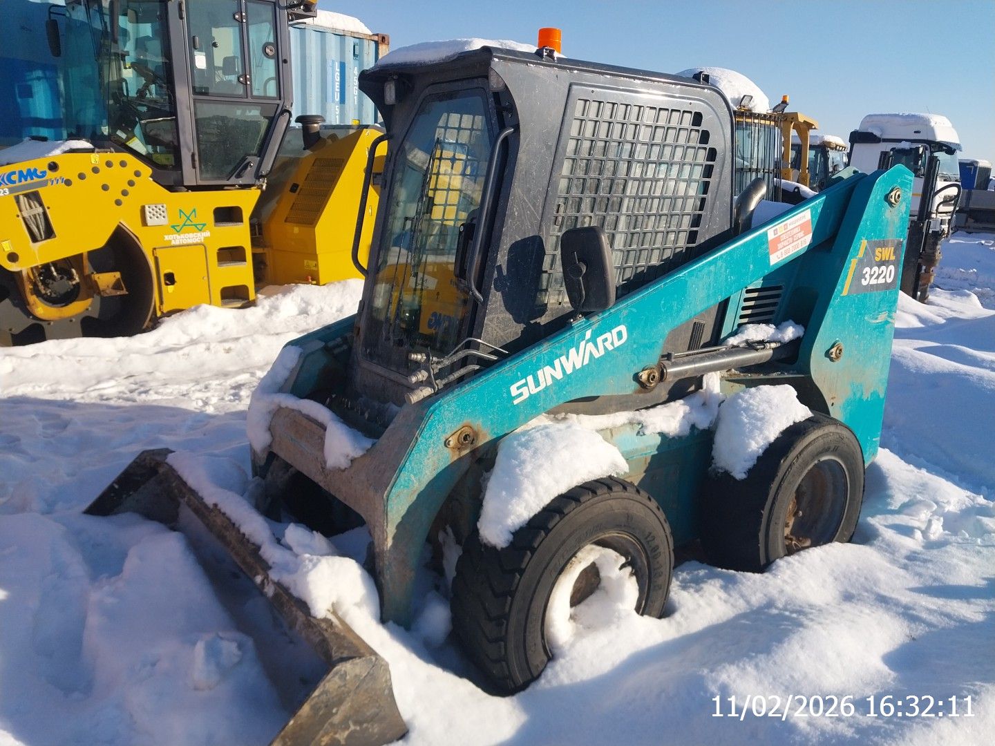 Погрузчик малогабаритный Sunward SWL3220